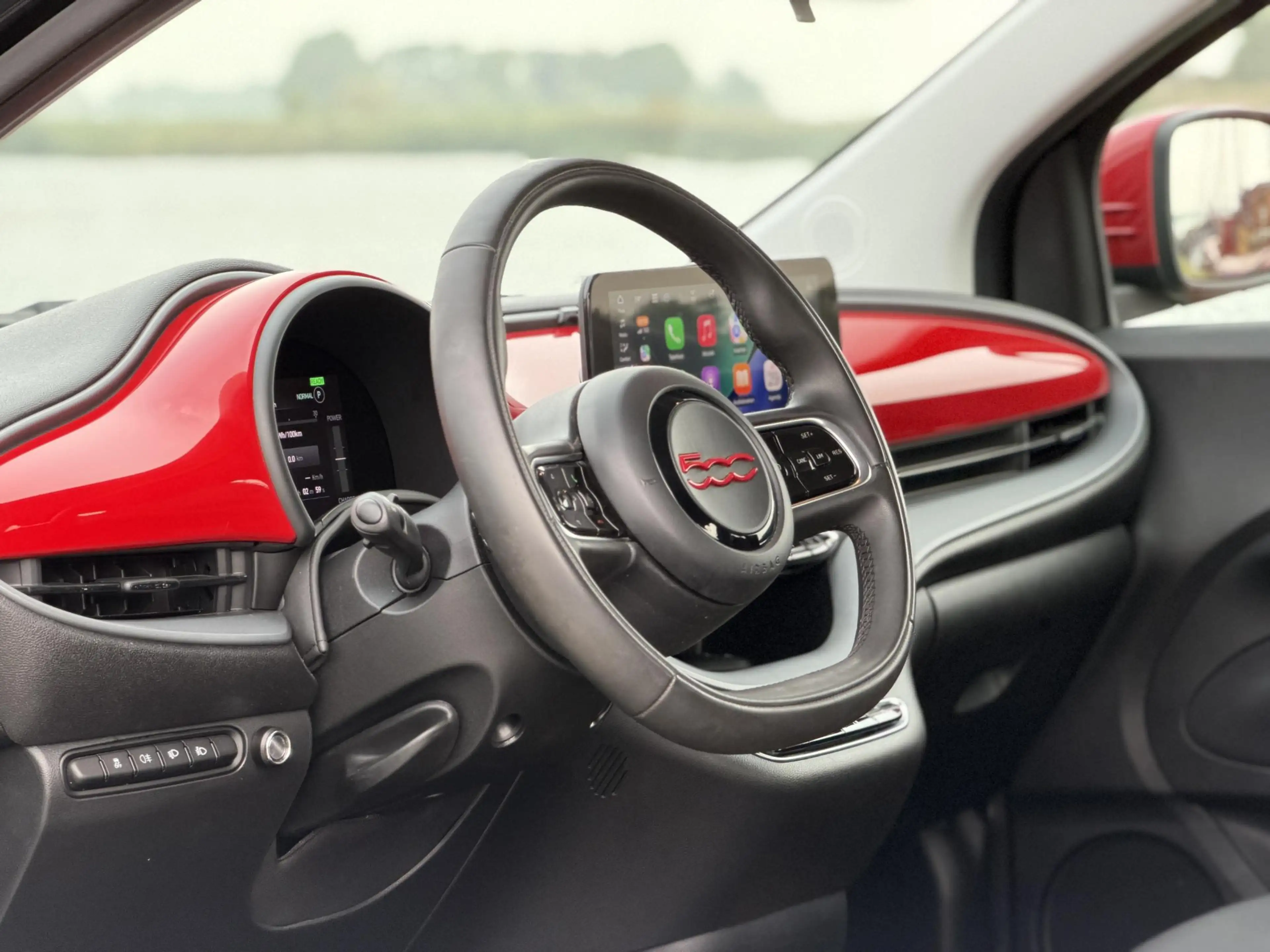 Fiat 500e RED 42 kWh *SOH 92%* Carplay|Digital Dash|LM 16" — photo 9
