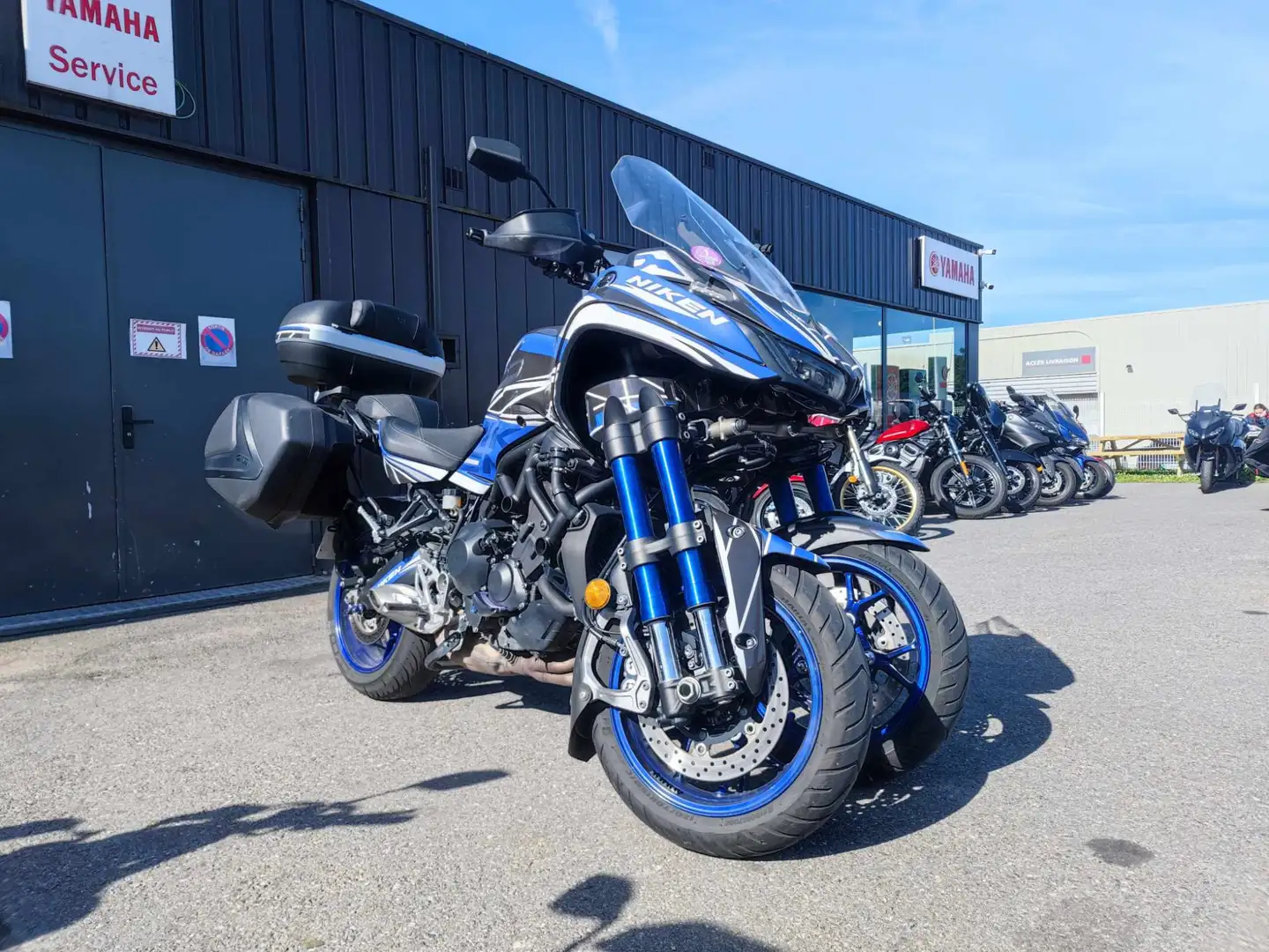 Yamaha Niken Modrá - 1