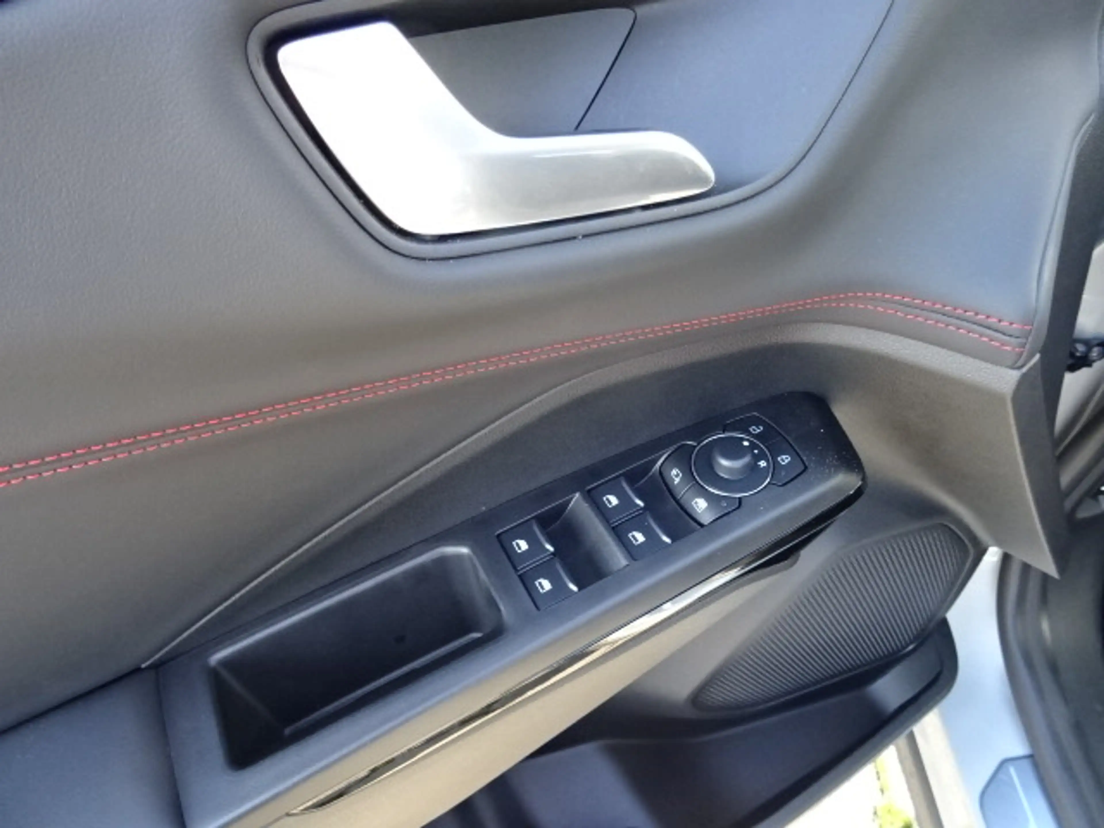 Ford Puma 1.0 Ecoboost Hybrid Autom. ST-Line +ALLE PAKETE — photo 11