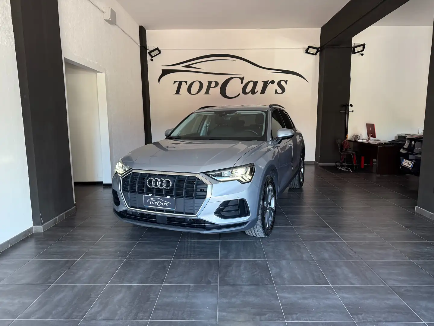 Audi Q3 Q3 II 2018 35 2.0 tdi s-tronic Argento - 2