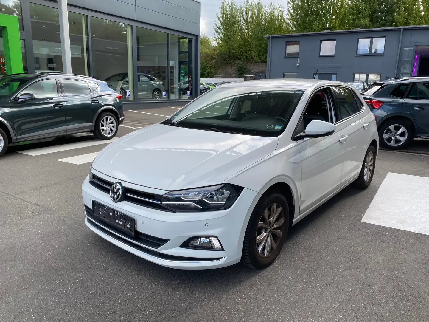 Volkswagen Polo Highline Weiß - 1