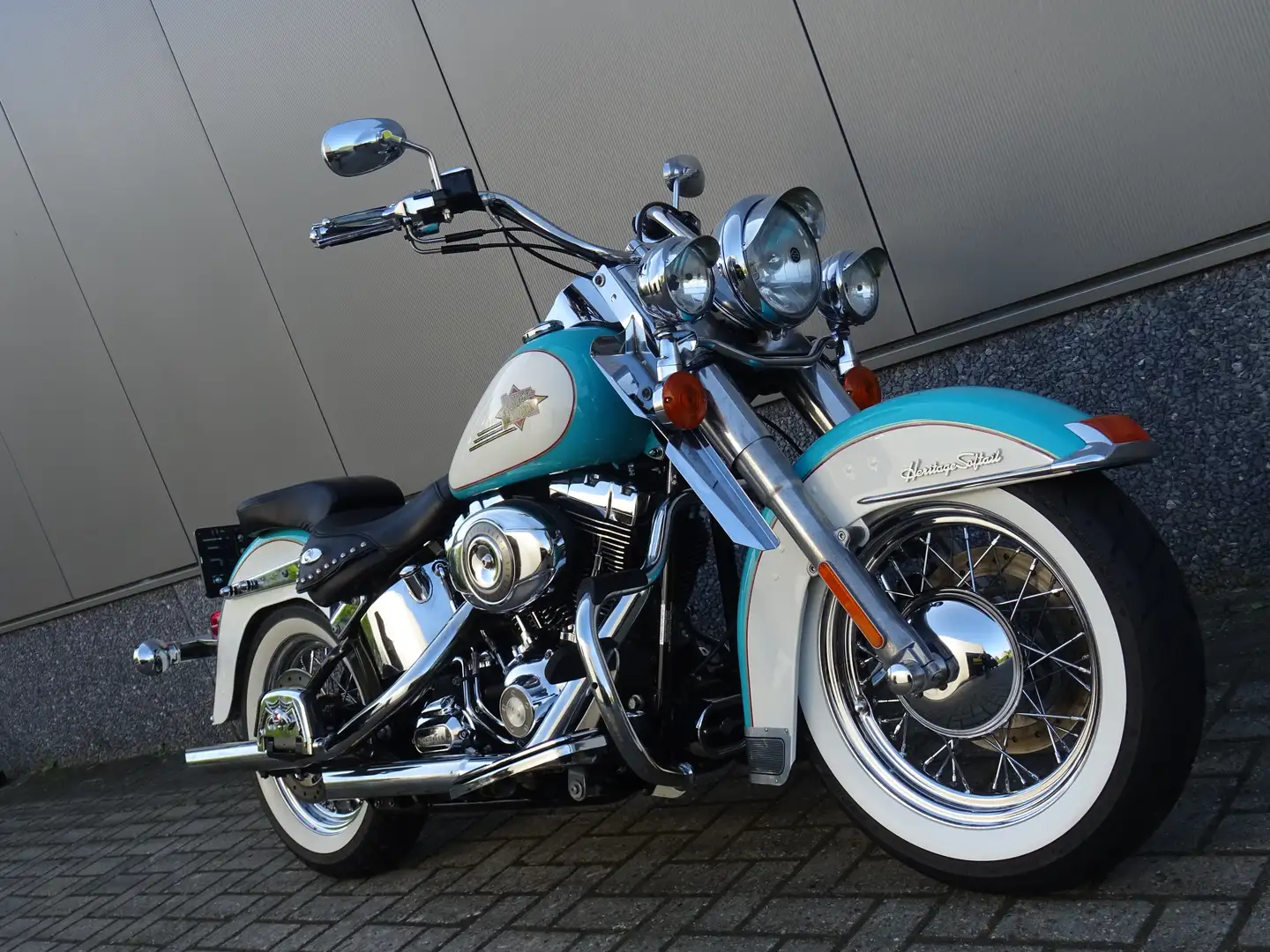 Harley-Davidson Heritage Softail FLSTC CLASSIC Alb - 2