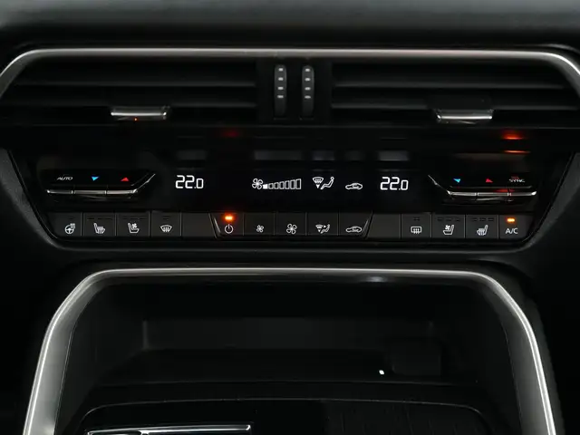 Mazda CX-60 view 12
