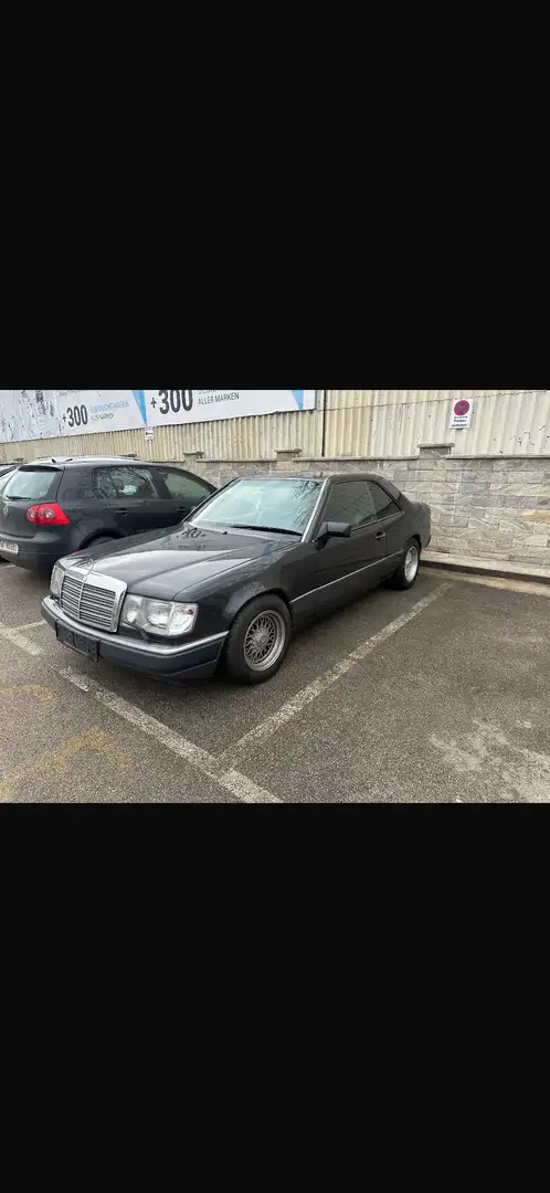 Mercedes-Benz E 220 220 CE Schwarz - 1