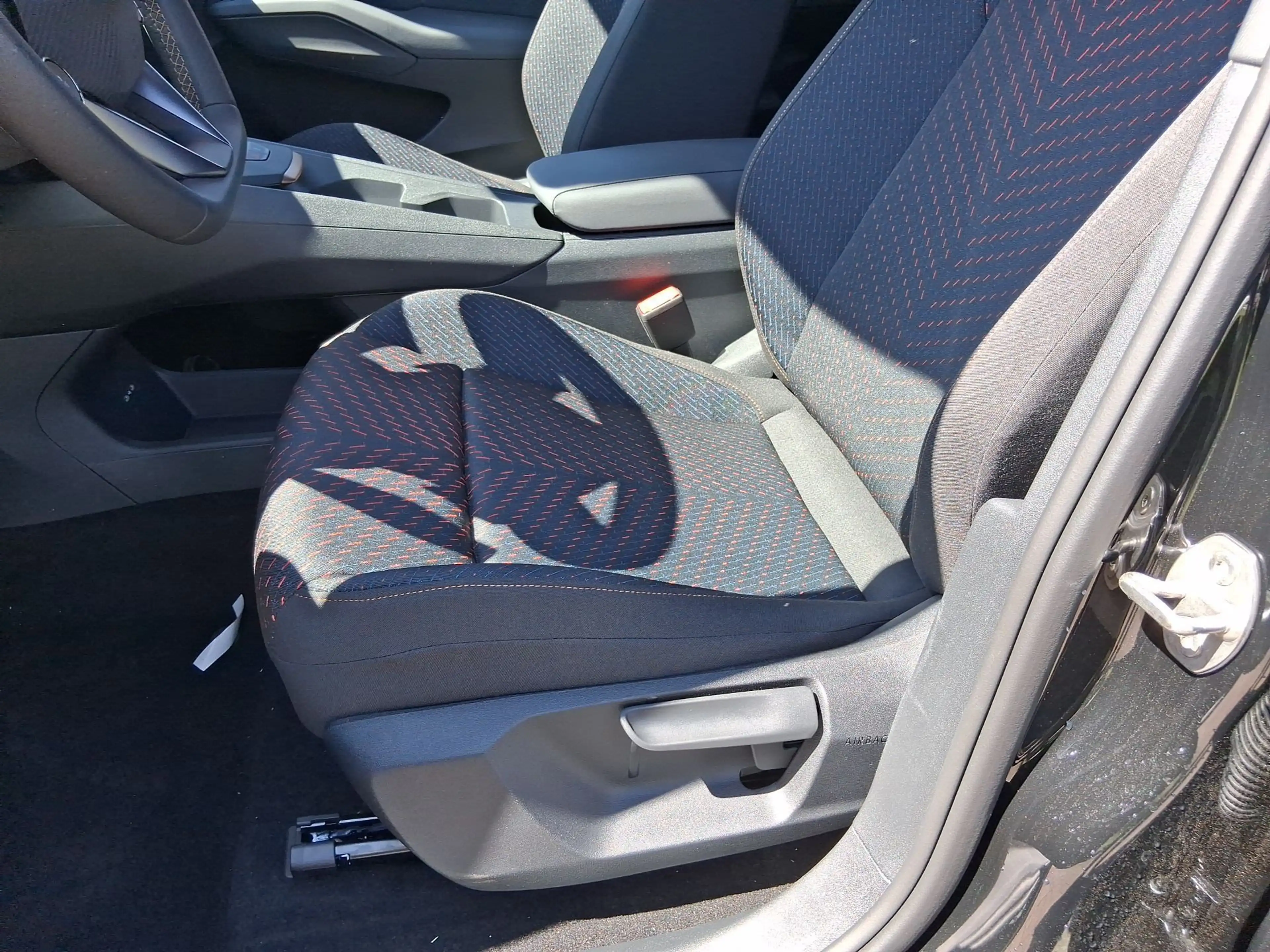 CUPRA Raval ENDURANCE 52/55 155kW/211 PS, 2026 — photo 8