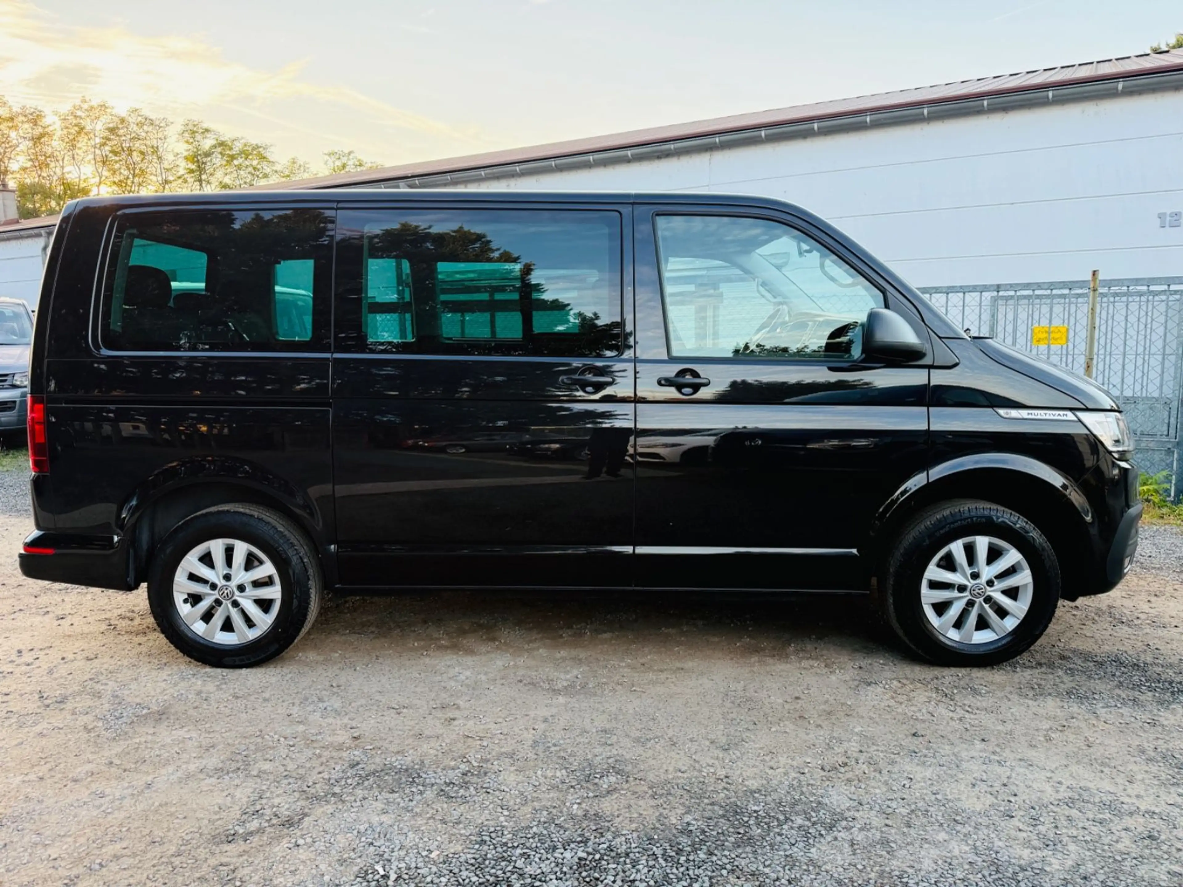 Volkswagen T6 Multivan T6.1 Multivan/AppleCarPlay/Kamera/AHK/LM/SHZ — photo 7