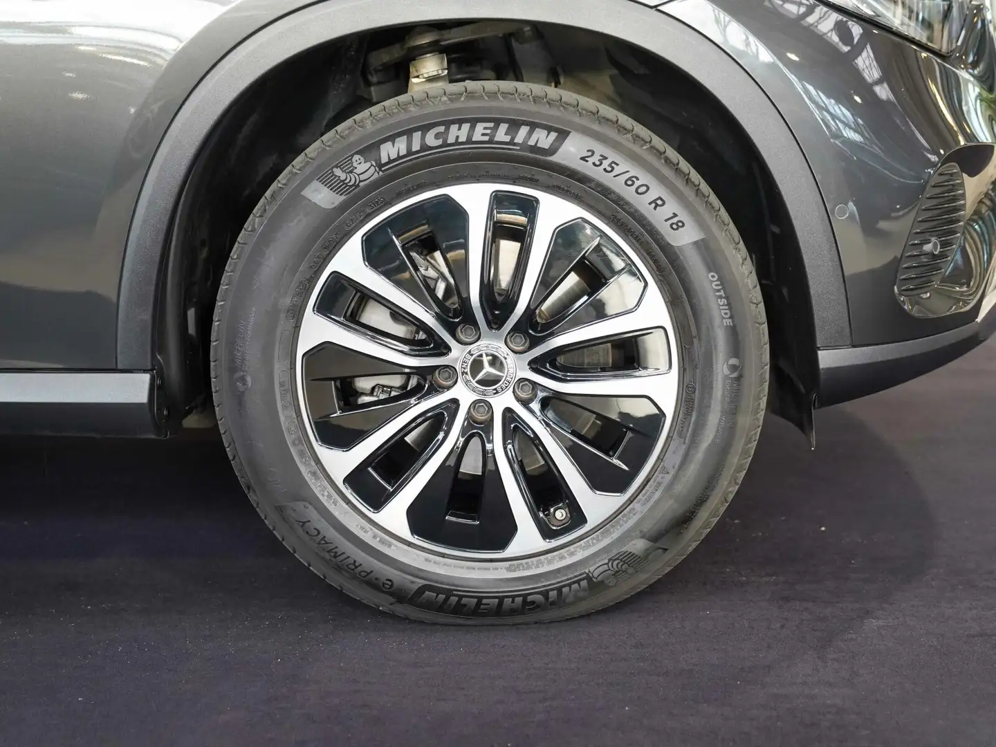 Mercedes-Benz GLC 220 GLC 220 d 4M AVANTGARDE AHK DISTRONIC 360° DAB Grau - 2