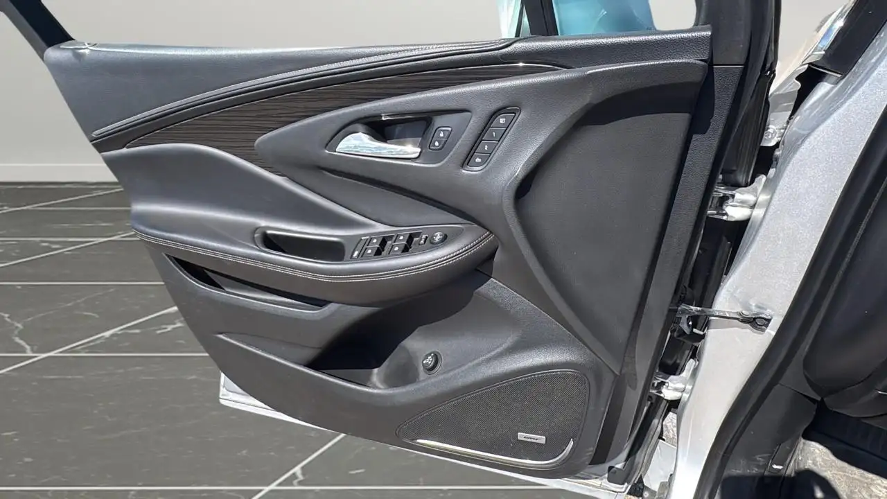 Buick Envision снимка Buick Envision
