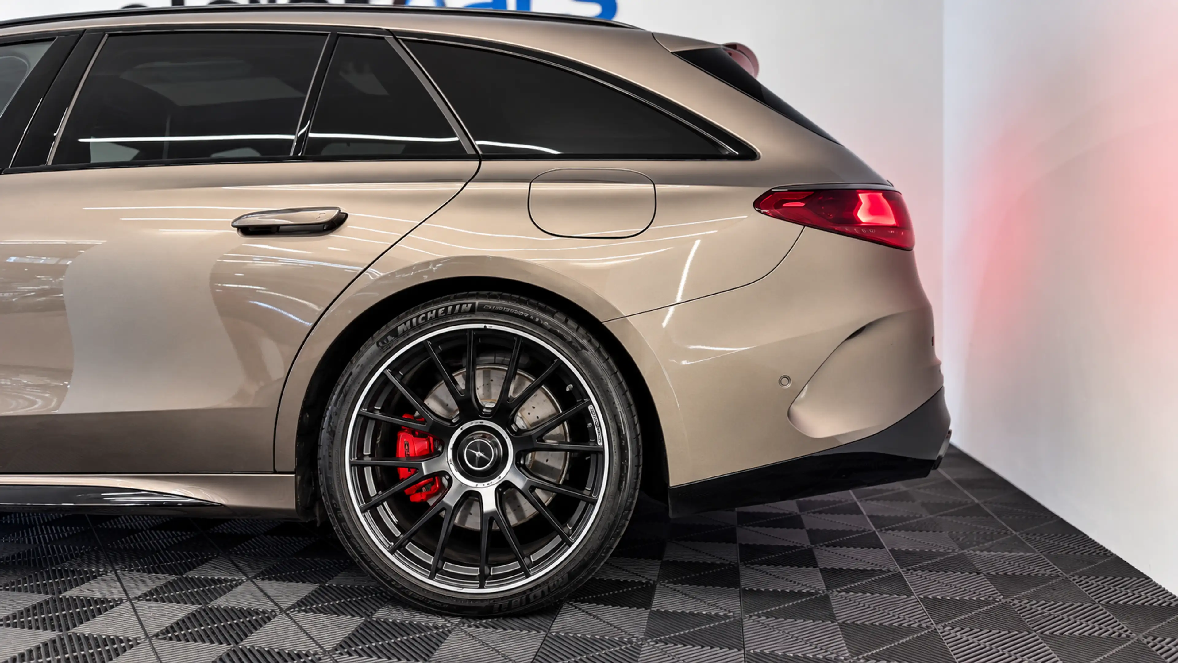 Mercedes-Benz E 53 AMG E-Klasse AMG E 53 Hybrid PHEV Premium Plus 4Matic+ — photo 10