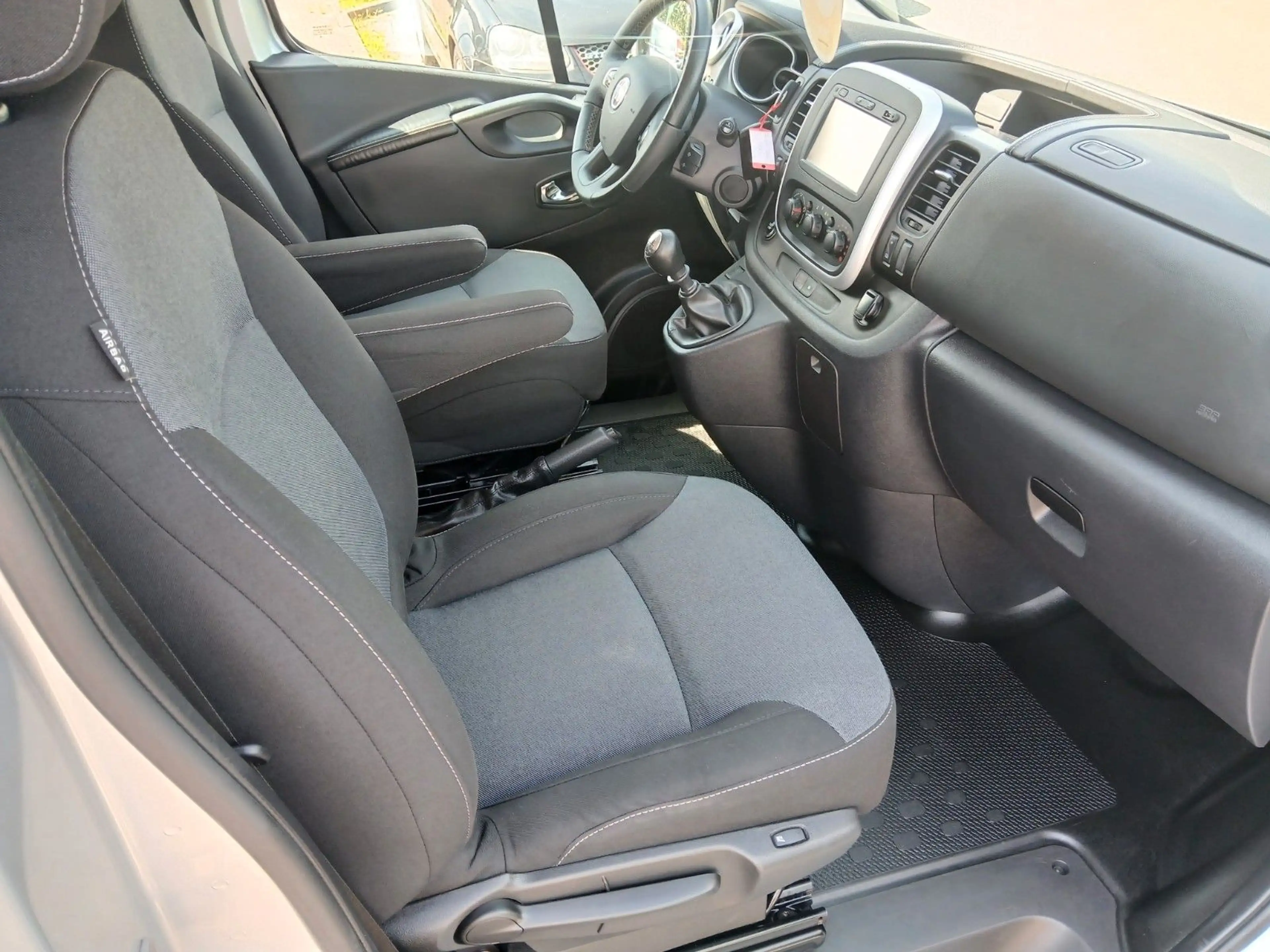 Fiat Talento Sportivo Irmscher"7Sitze+Bett-LED-18"Nav — photo 14