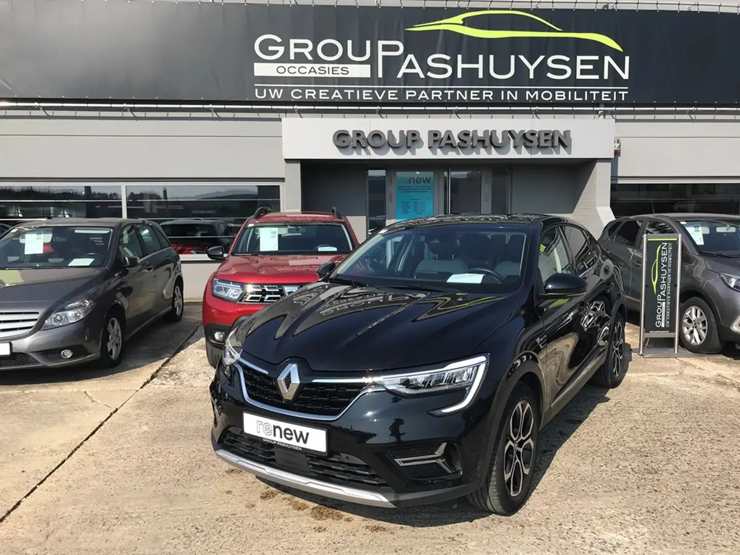 Renault Arkana INTENS E-TECH Hybrid 1.6CC 94PK Automaat Zwart - 1