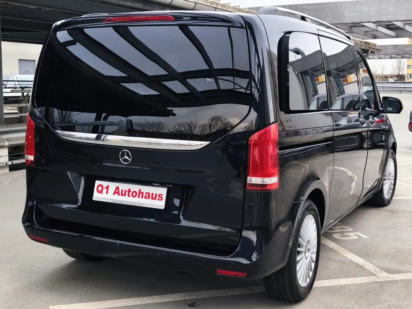 Mercedes-Benz V 250 d EDITION 9-G./LED/RFK/DAB/SHZ/2xSCHIEBETÜR Schwarz - 2