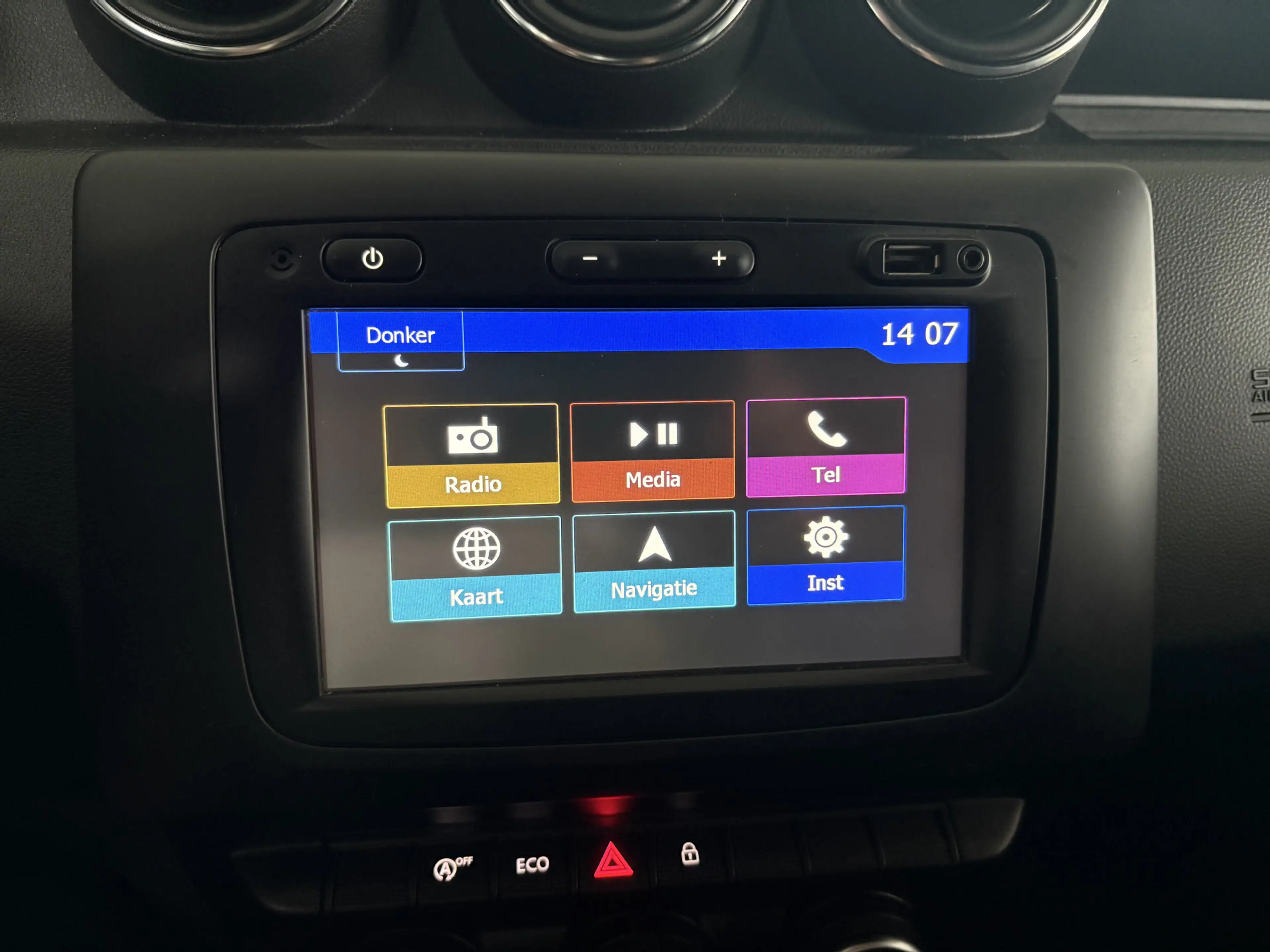 Dacia Duster 1.2 TCe Comfort Achteruitrijcamera - Airco - Navig — photo 10