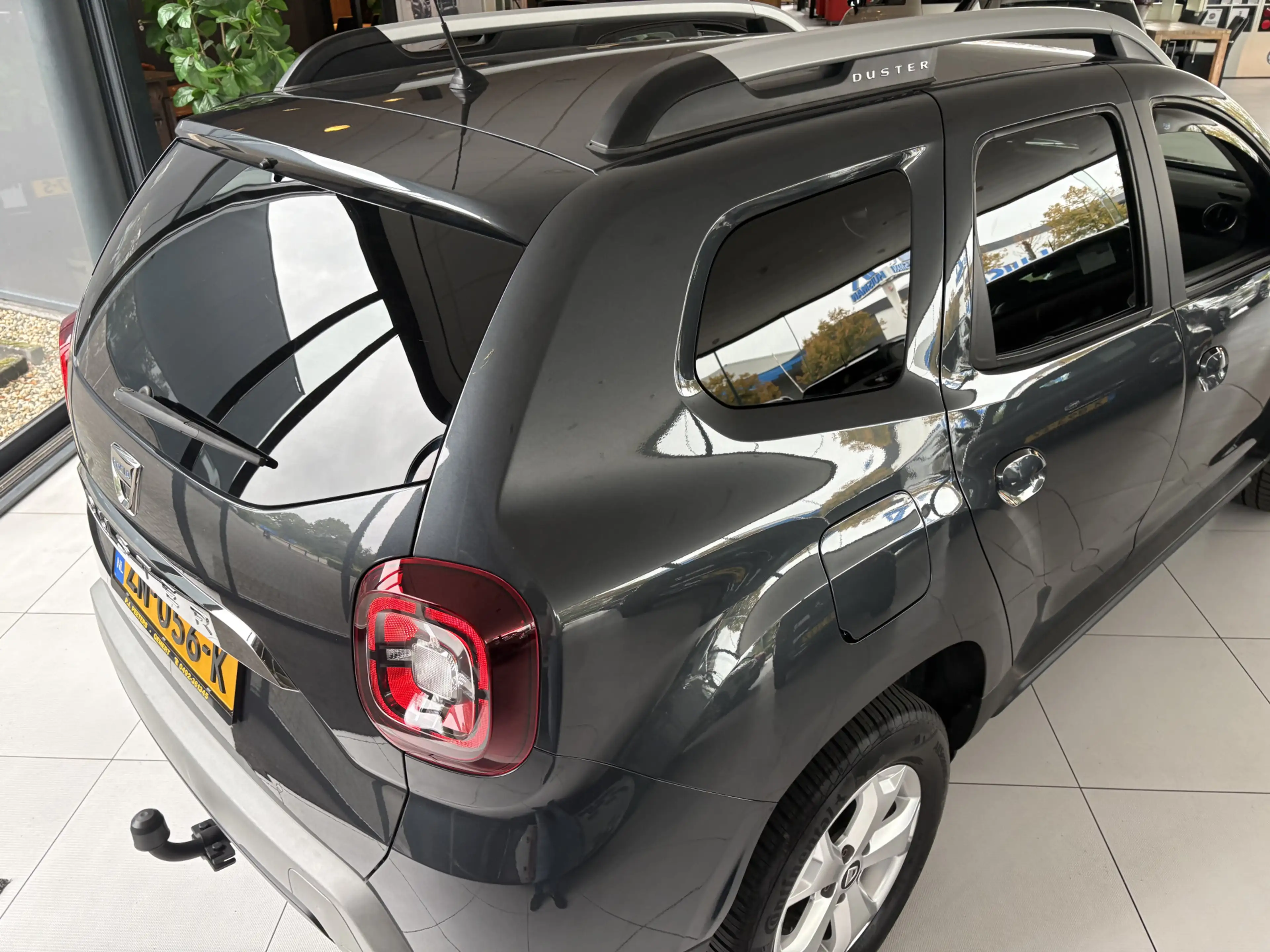 Dacia Duster 1.2 TCe Comfort Achteruitrijcamera - Airco - Navig — photo 22