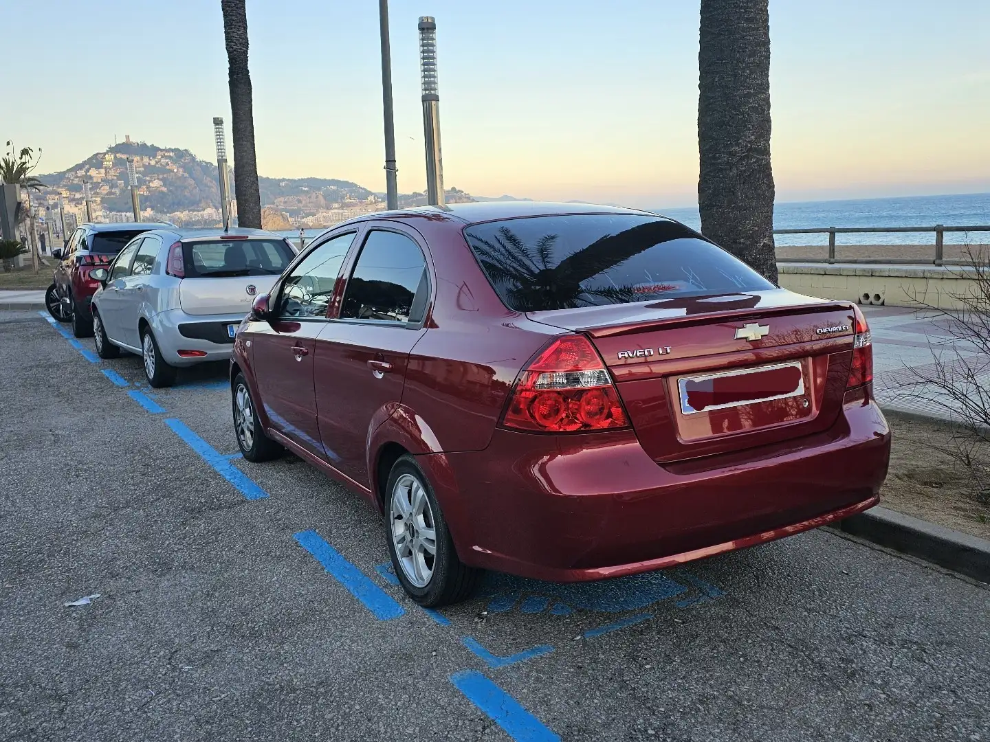 Chevrolet Aveo 1.4 16v LT Rojo - 2