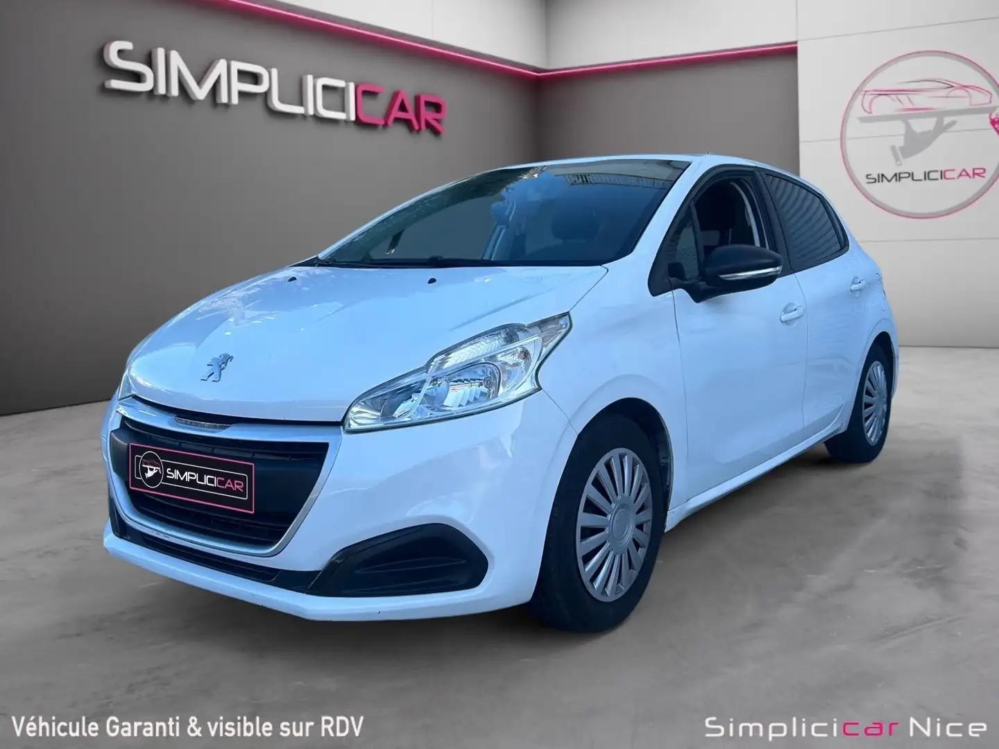 Peugeot 208 208 1.2 PureTech 68ch BVM5 Like Blanc - 1