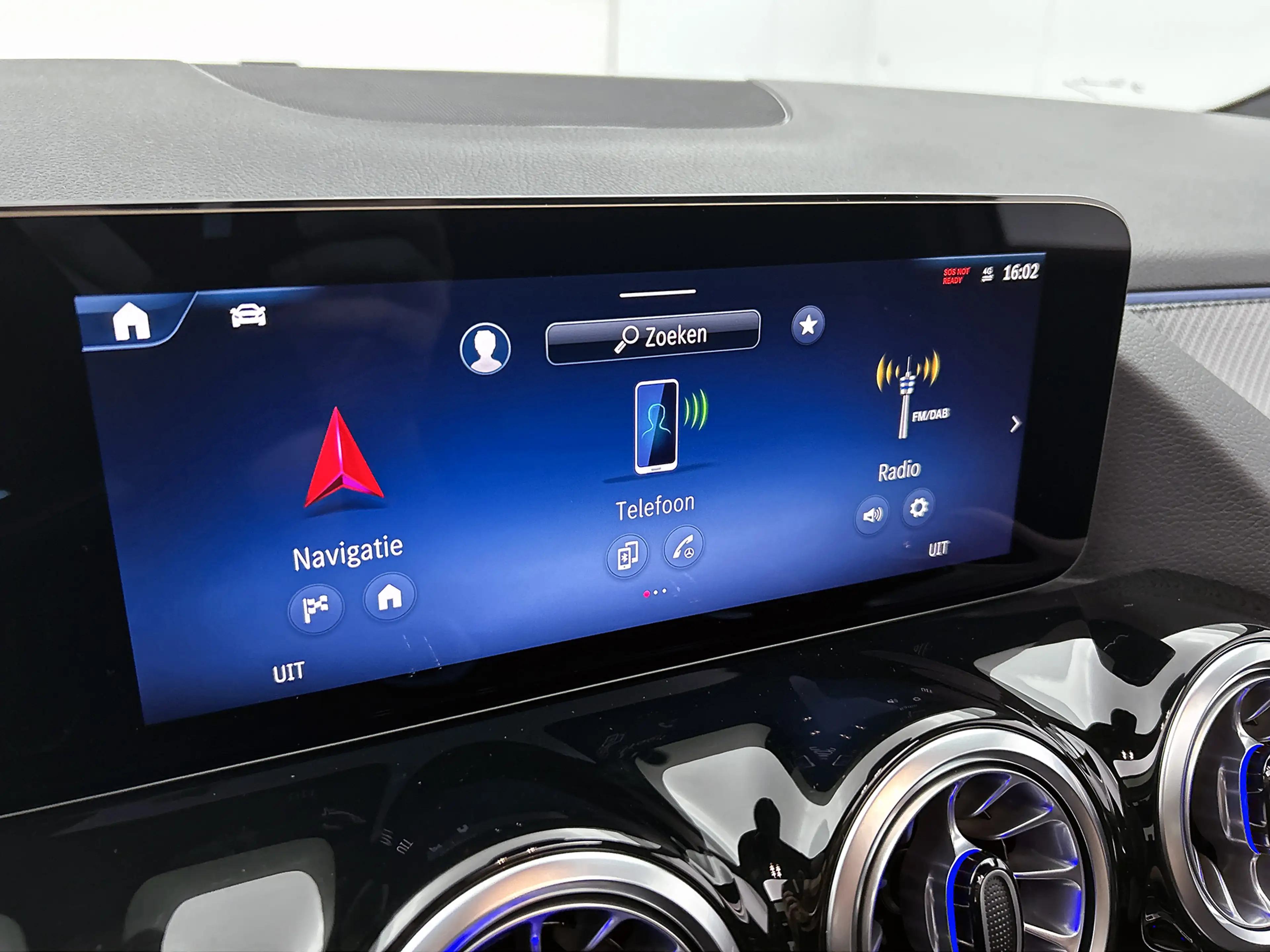 Mercedes-Benz B 250 e Business Solution AMG Smartphone integratie | MU — photo 7