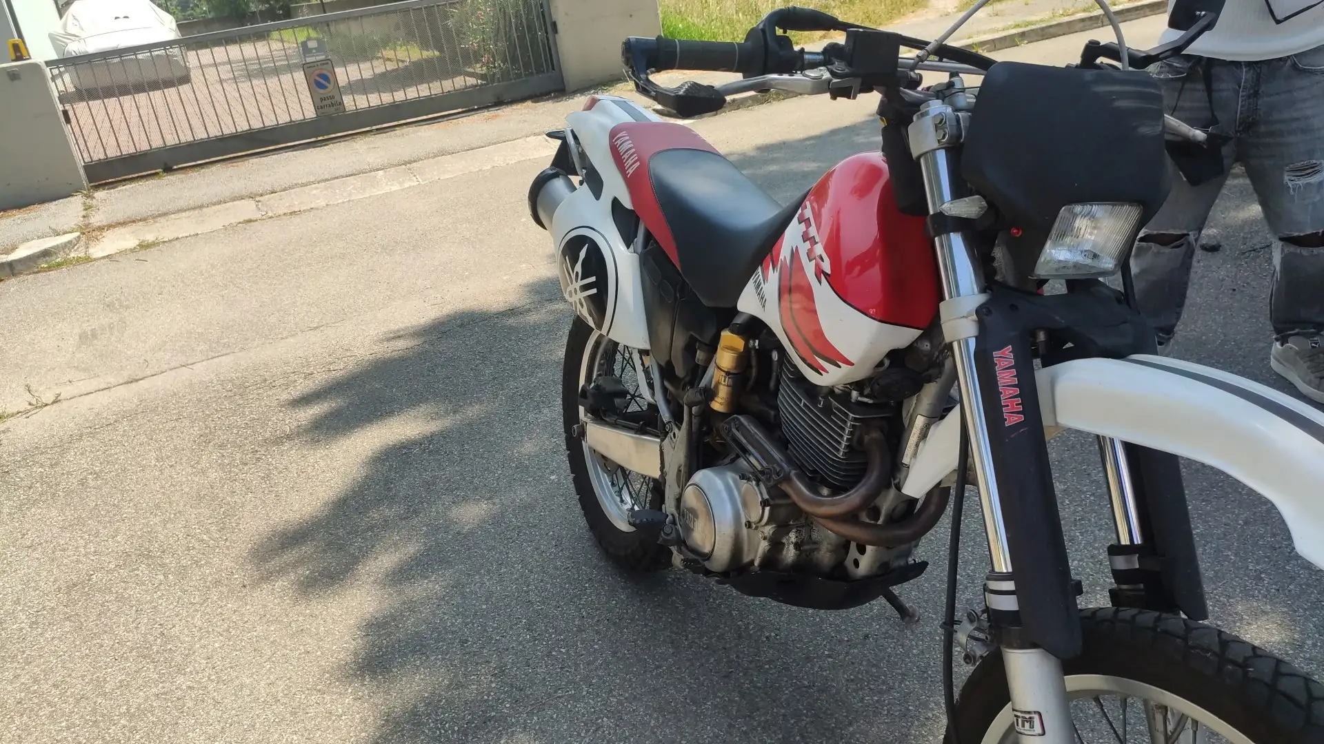 Yamaha TT 600 R Bianco - 2