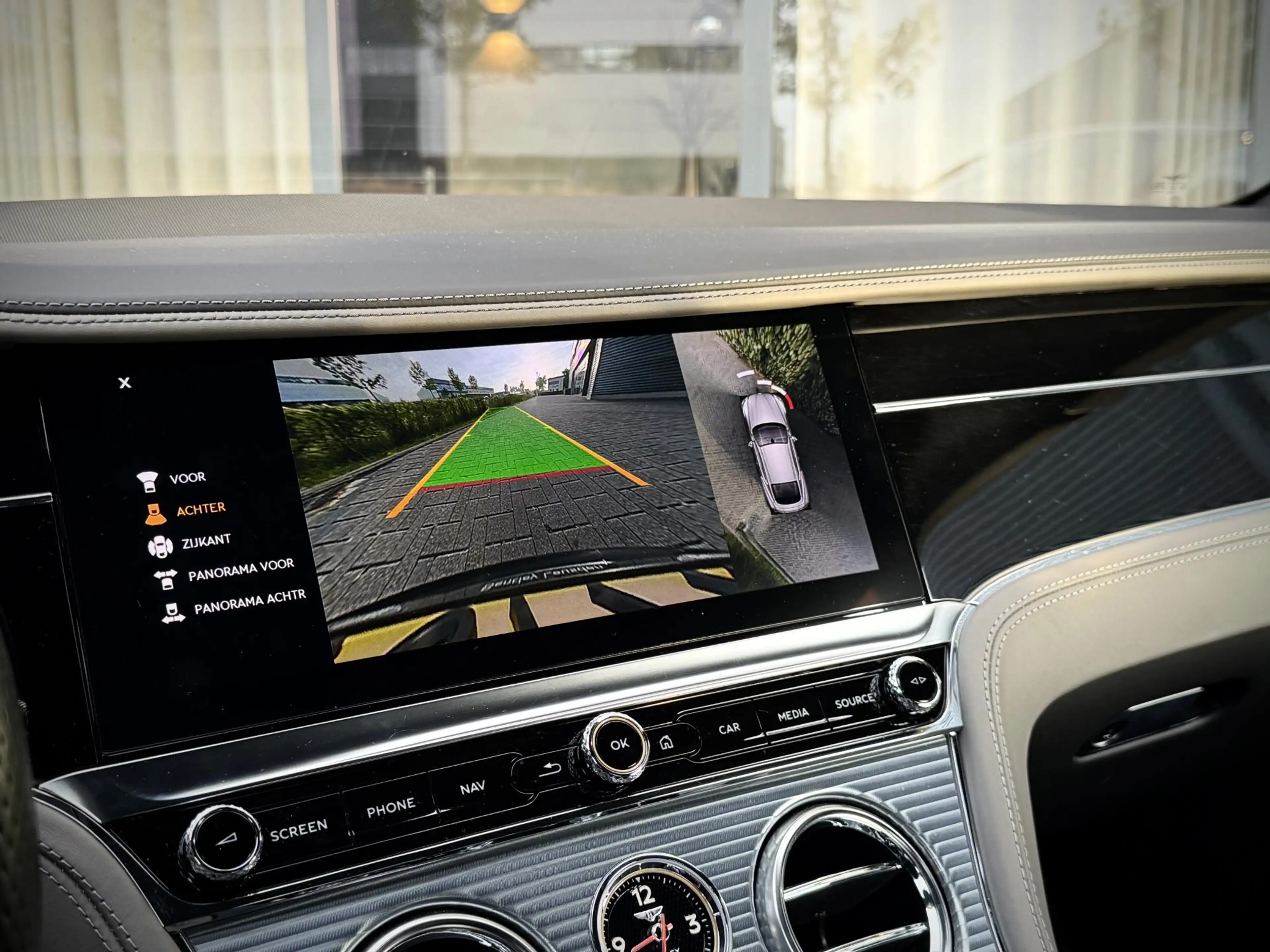 Bentley Continental GT NAIM/Massage/Sofclose/Rotating Screen 4.0 V8 — photo 36