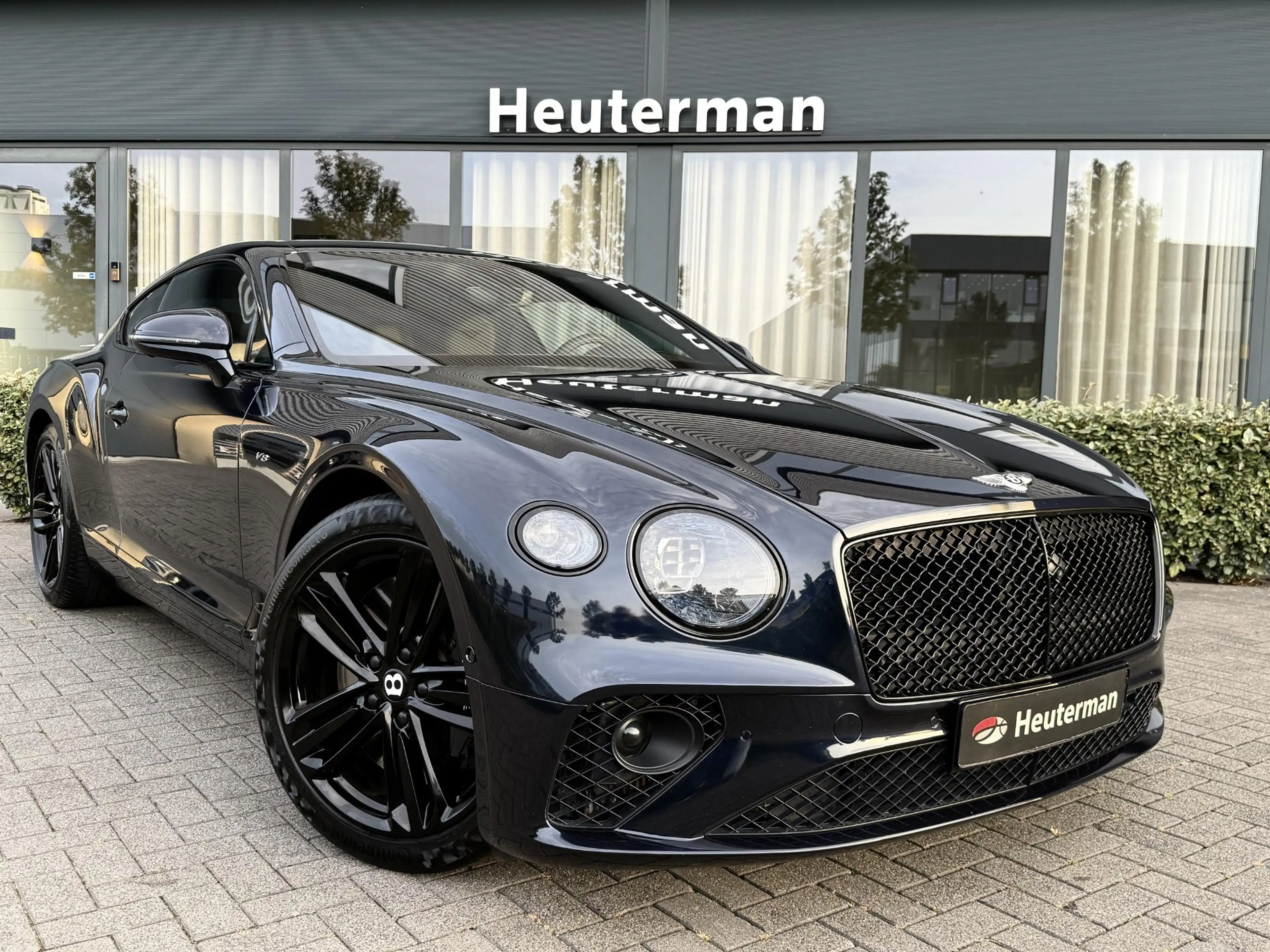Bentley Continental GT NAIM/Massage/Sofclose/Rotating Screen 4.0 V8
