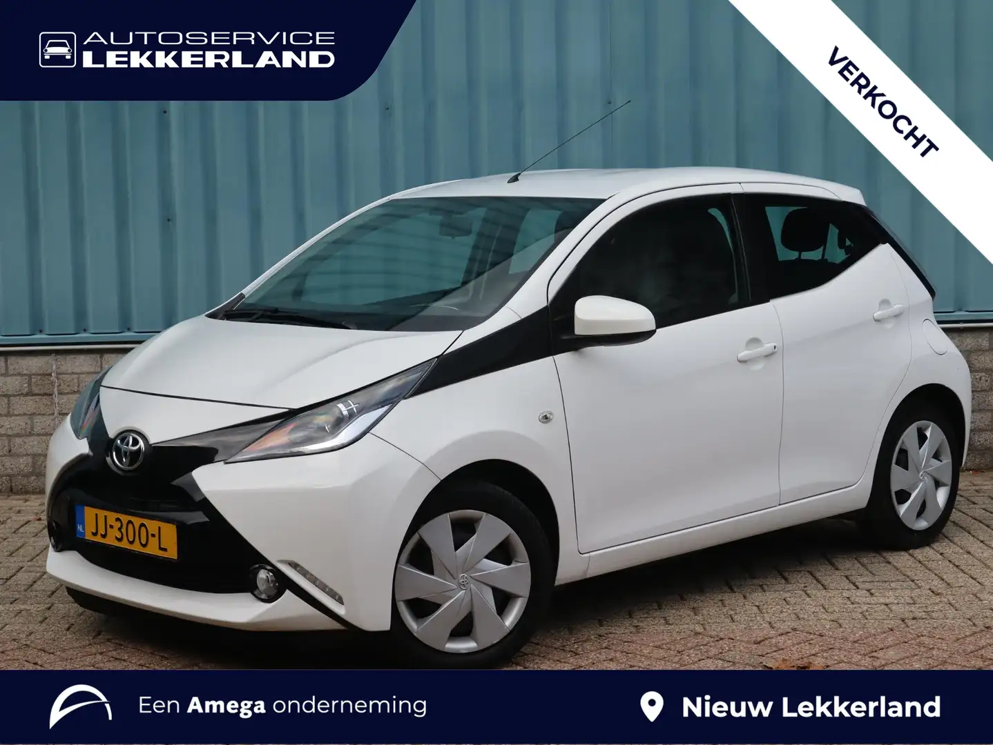 Toyota Aygo X 5-deurs x-play 1.0 VVT-i 72pk | AIRCO | CAMERA | L Wit - 1