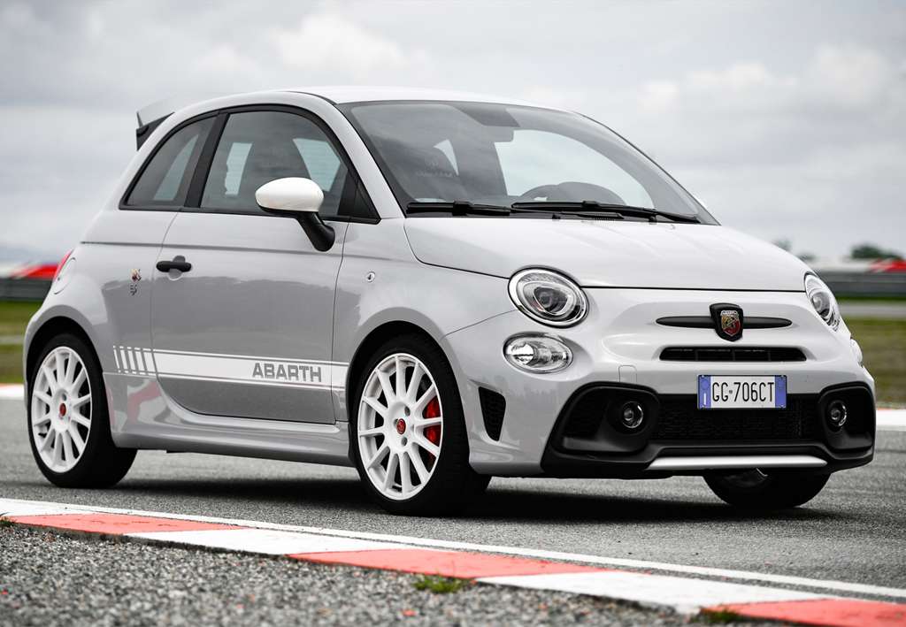 Abarth 695 1.4T JET 132KW - foto 1