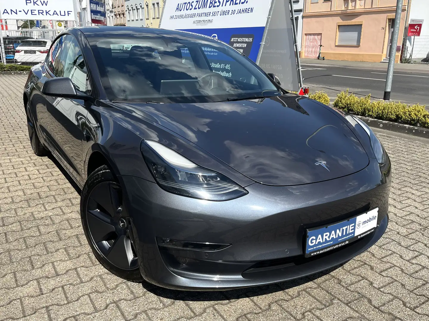 Tesla Model 3 Long Range AWD *Matrix*AHK*79kWh* Grau - 2