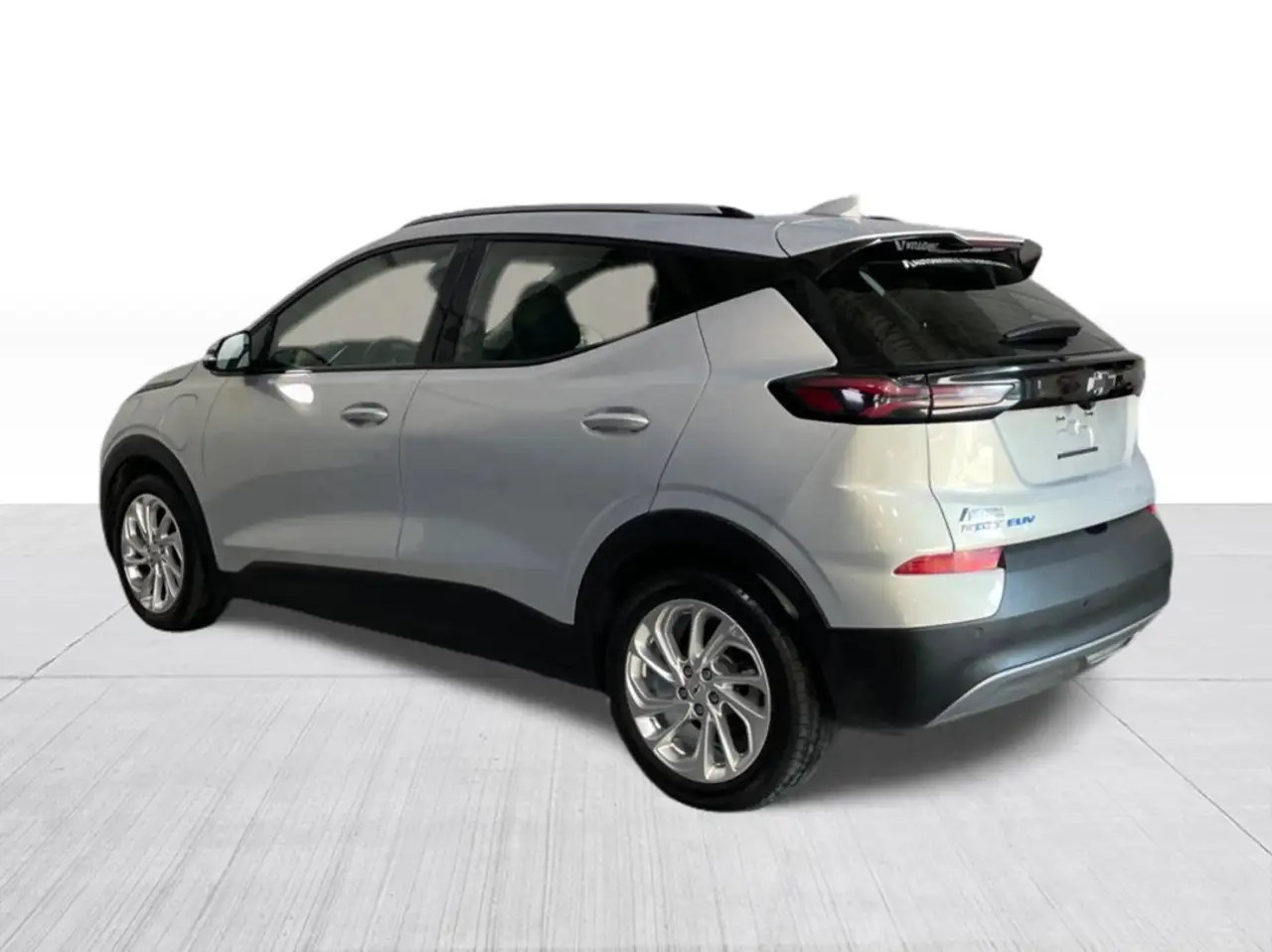 Chevrolet Bolt photo Chevrolet Bolt