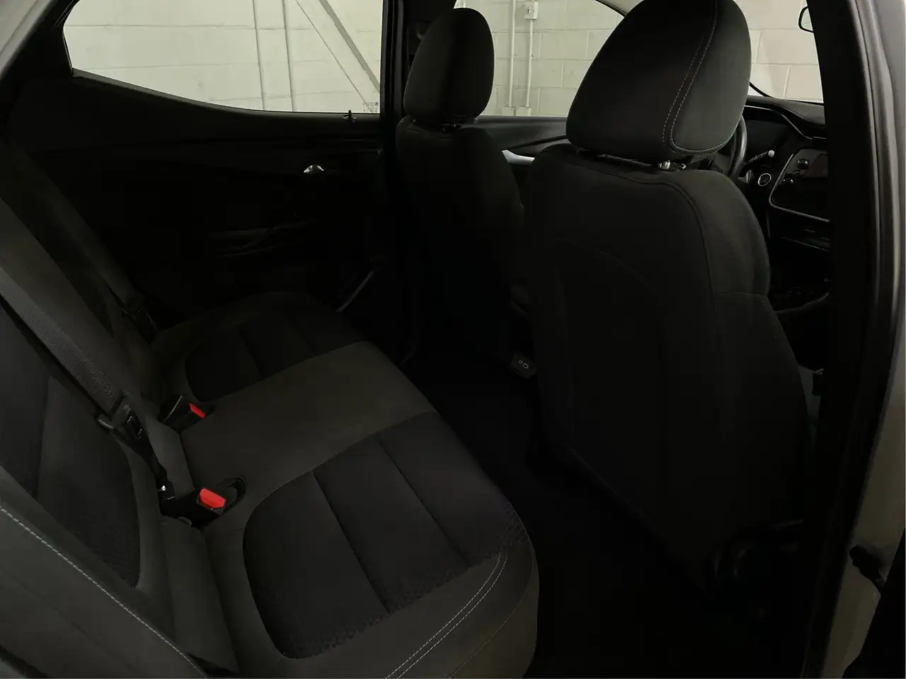 Chevrolet Bolt photo Chevrolet Bolt