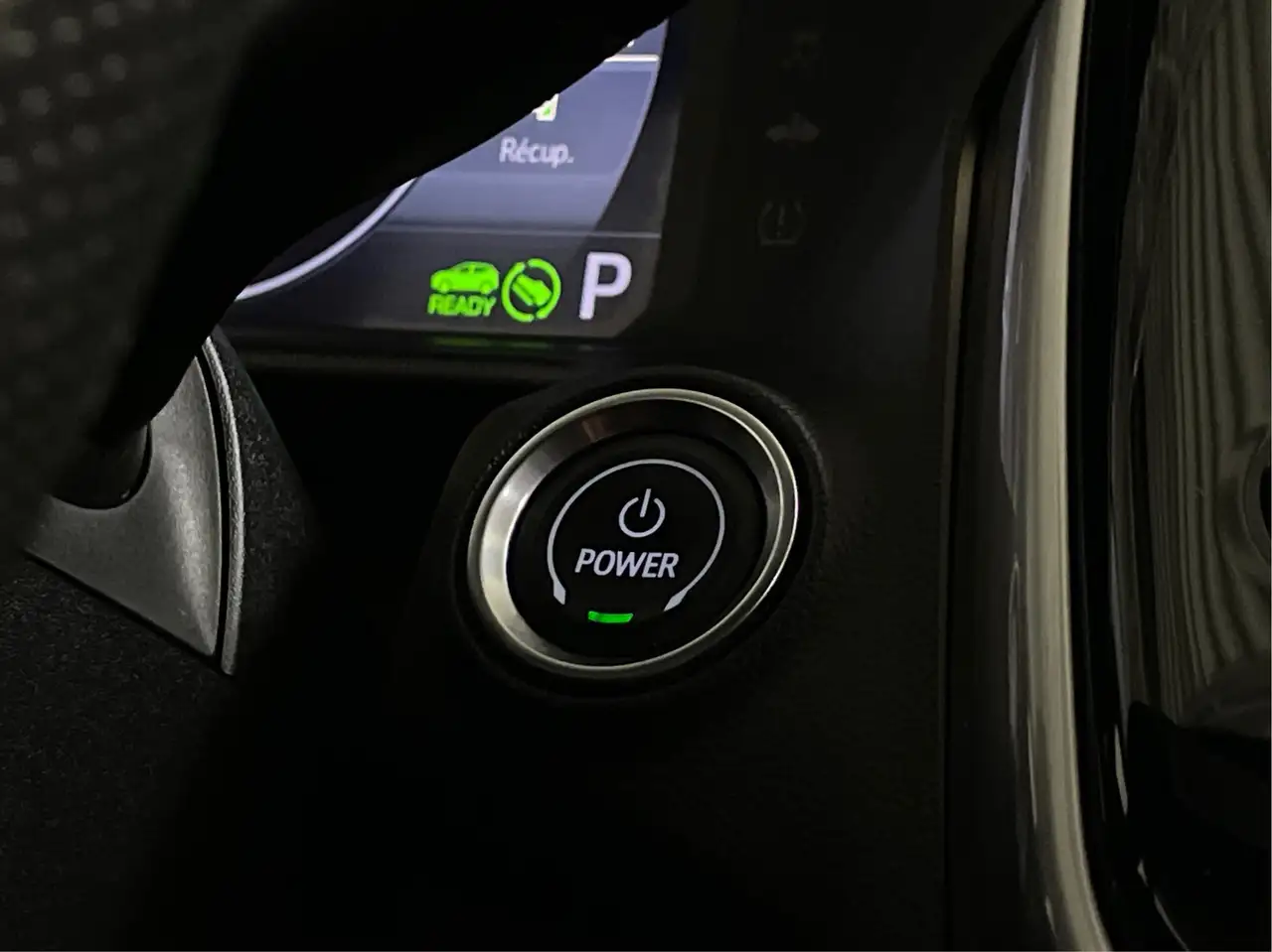 Chevrolet Bolt photo Chevrolet Bolt