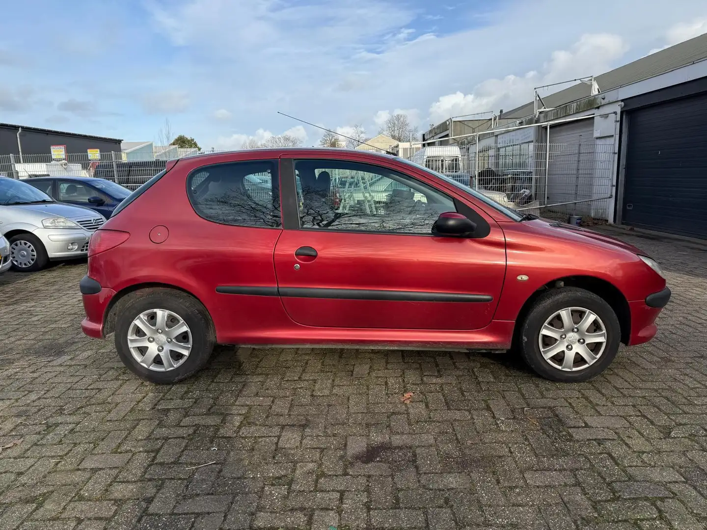 Peugeot 206 1.4 One-line Rood - 2
