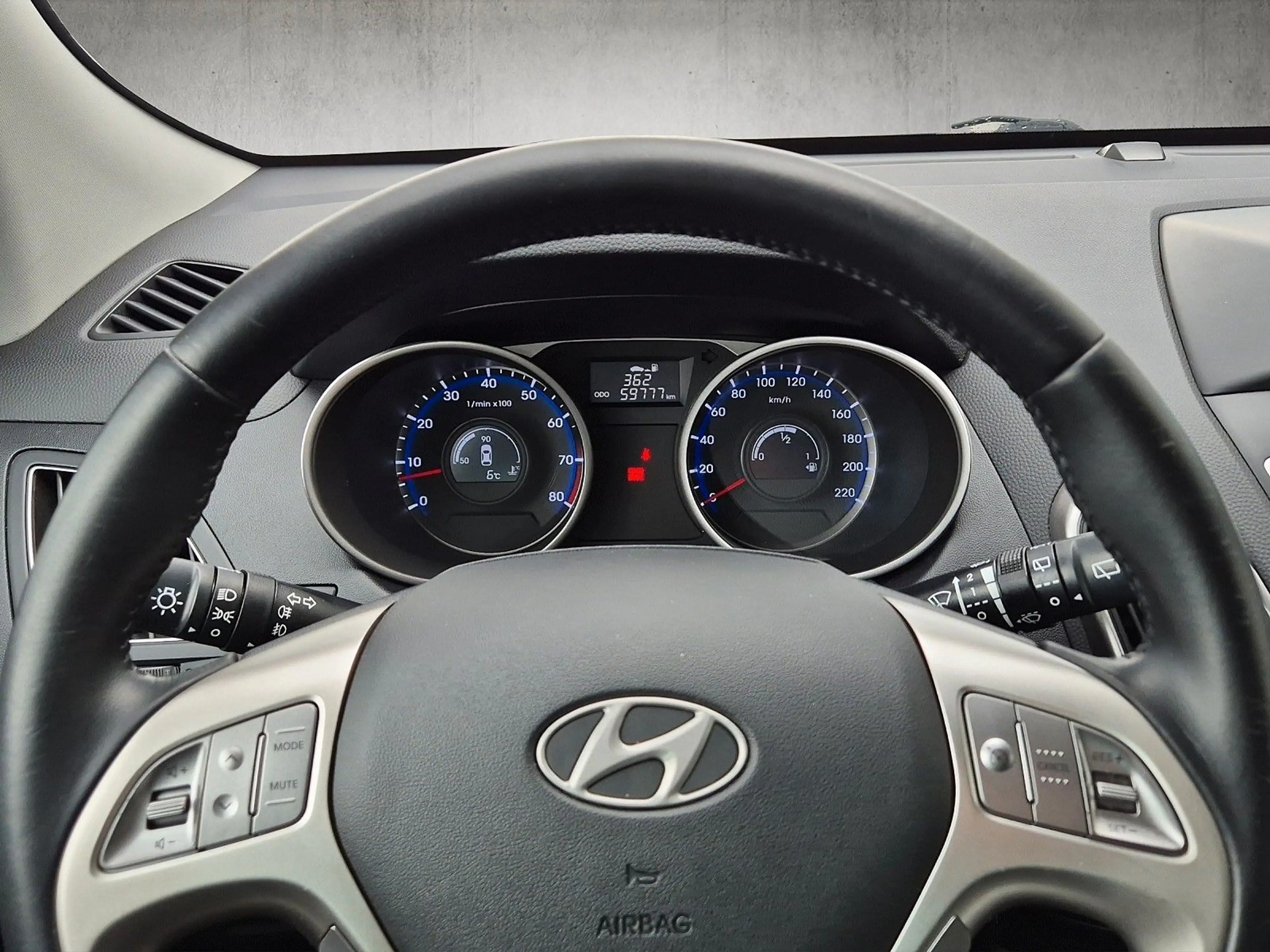 Hyundai iX35 5 Star Edition 1.Hand/Tempomat/4xSitzheiz. — photo 14