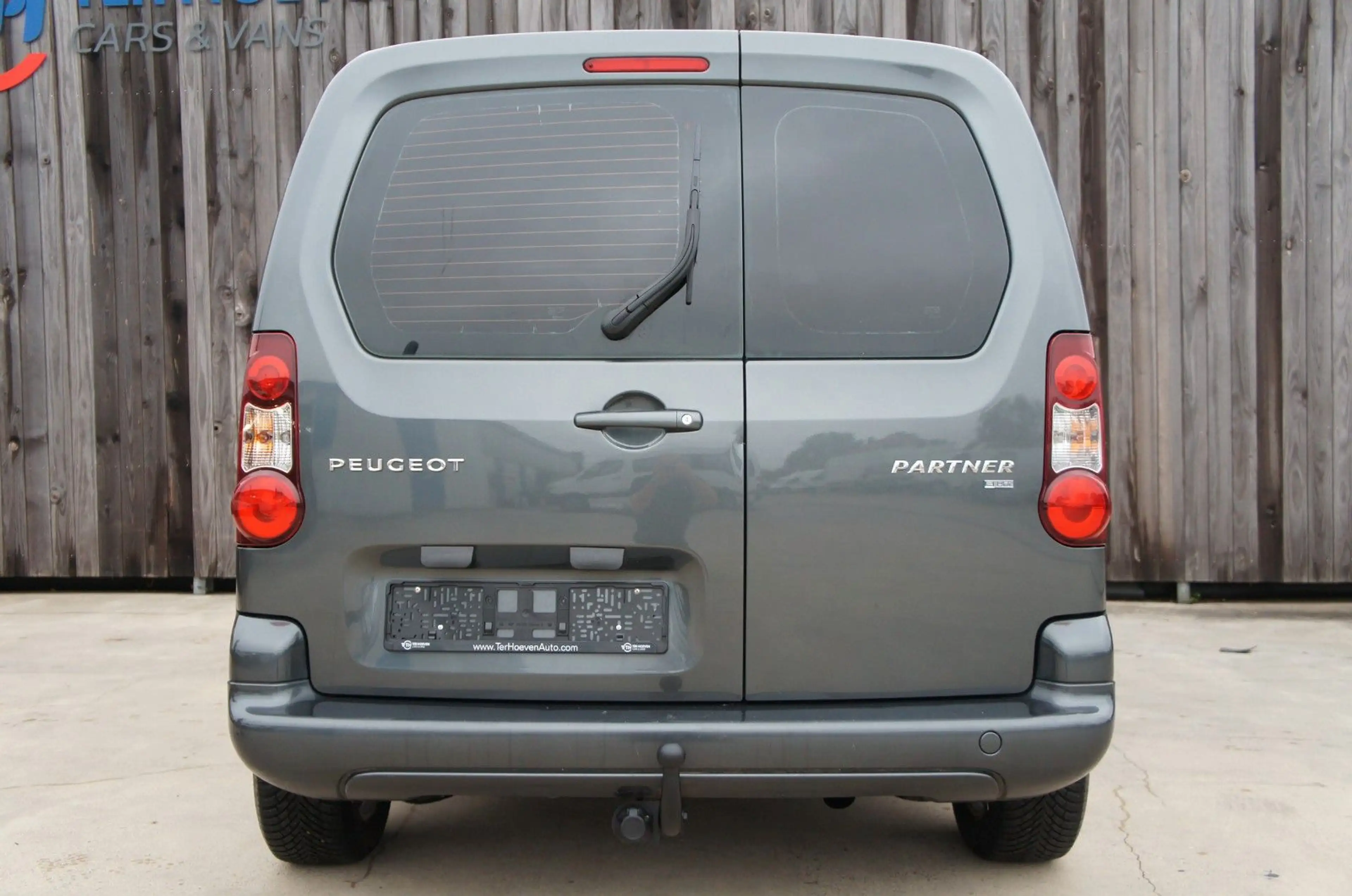 Peugeot Partner e-HDi L1H1 Klima Navi Tempom. 66KW Euro5 — photo 7