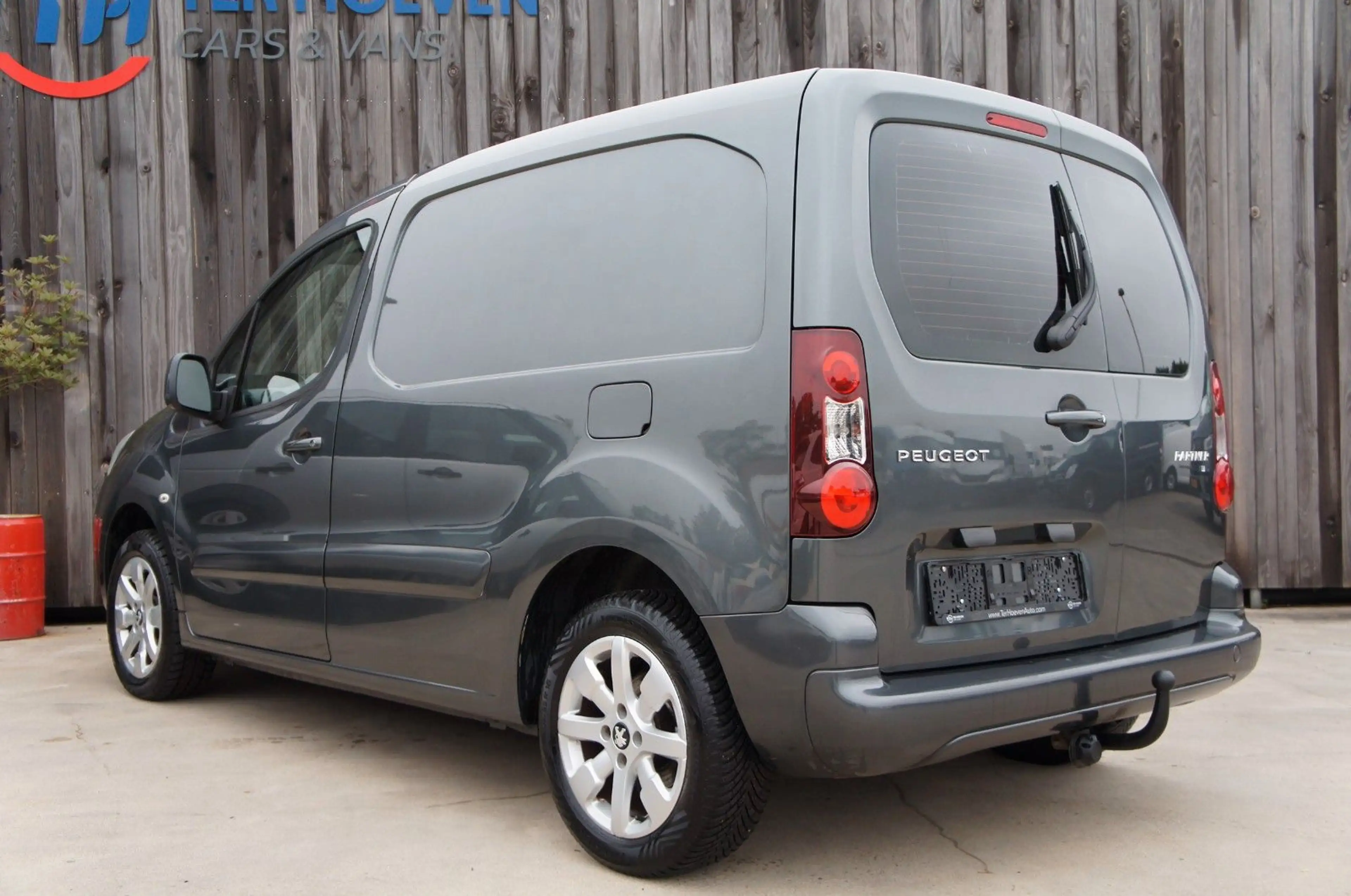 Peugeot Partner e-HDi L1H1 Klima Navi Tempom. 66KW Euro5 — photo 2