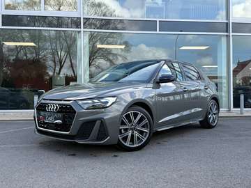 S line / CARPLAY / CAMERA / AUTOMAAT / AIRCO /