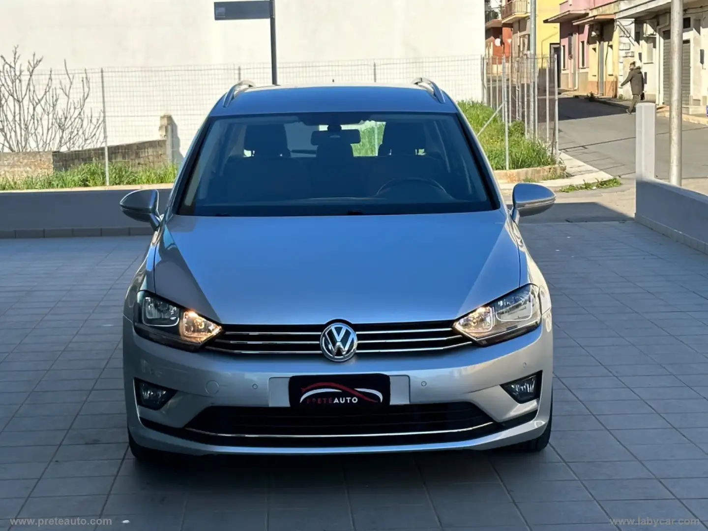 Volkswagen Golf Sportsvan Sportsvan 1.4 TSI Highline BMT Grijs - 2