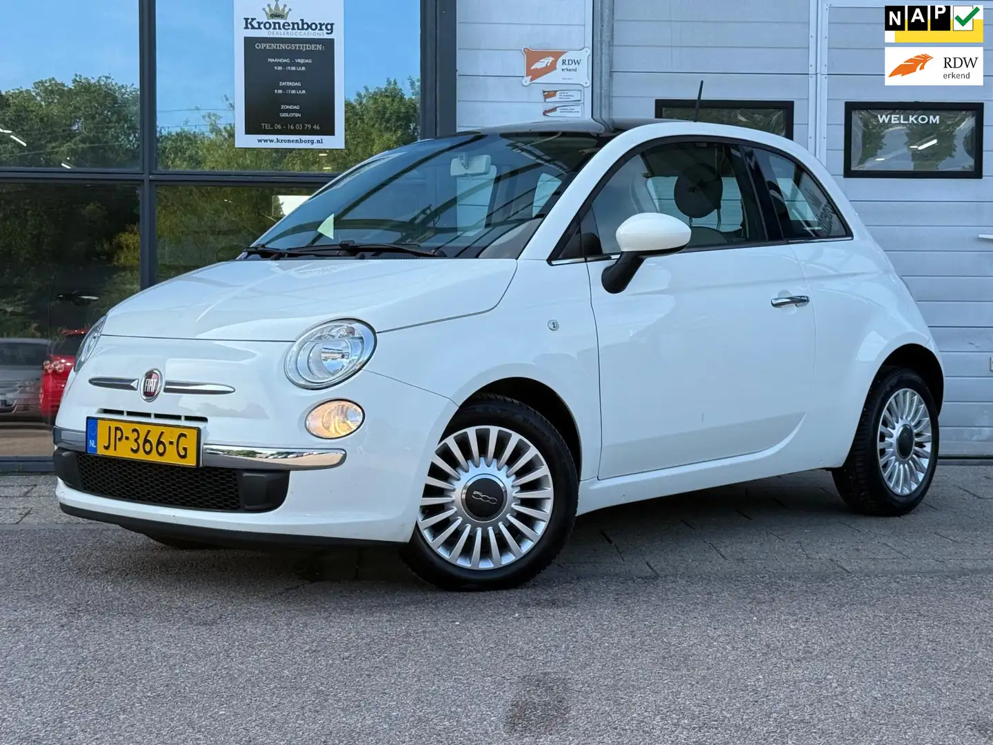 Fiat 500 1.2 Lounge, PANO, NAP, APK Wit - 1