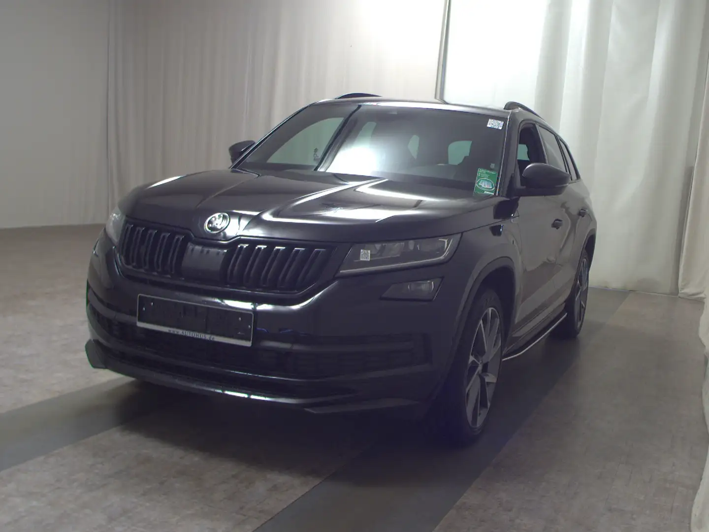 Skoda Kodiaq 1.5 TSI SportLine T-Leder Navi LED Canton Чёрный - 2
