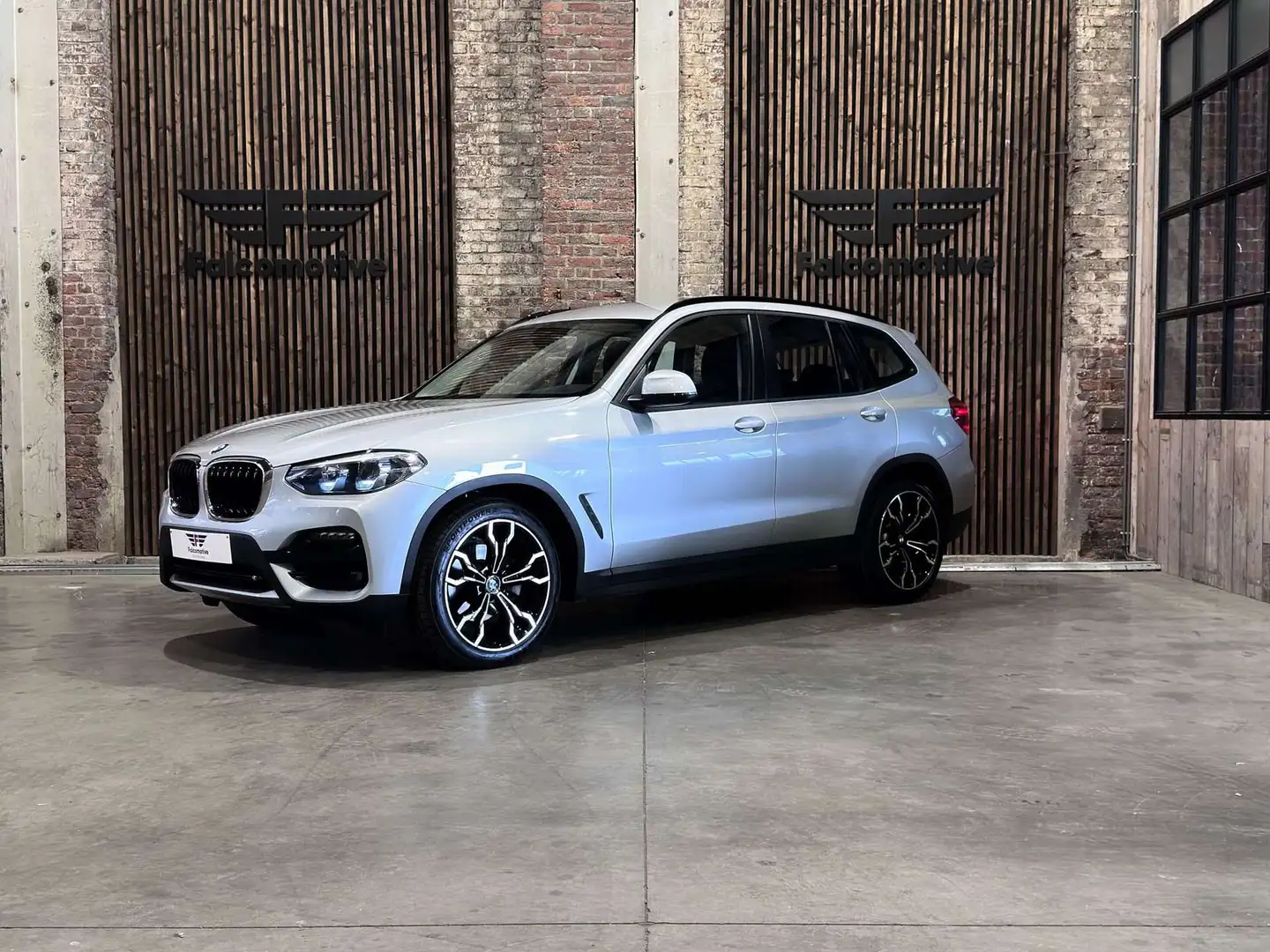 BMW X3 sDrive18dA*AUT*NAVI*PDC*CARPLAY*LED* Argent - 2