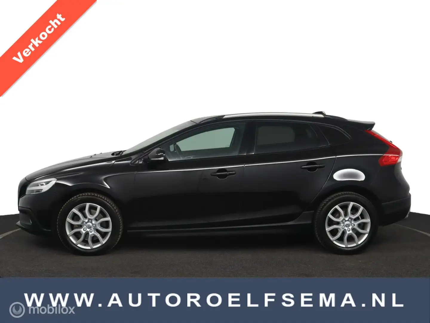 Volvo V40 Cross Country 1.5 T3 Polar+ Luxury Noir - 1