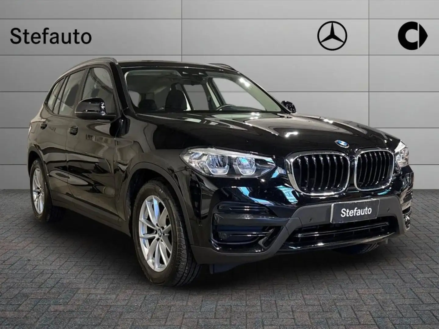 BMW X3 sDrive18d Business Advantage Aut. Nero - 1
