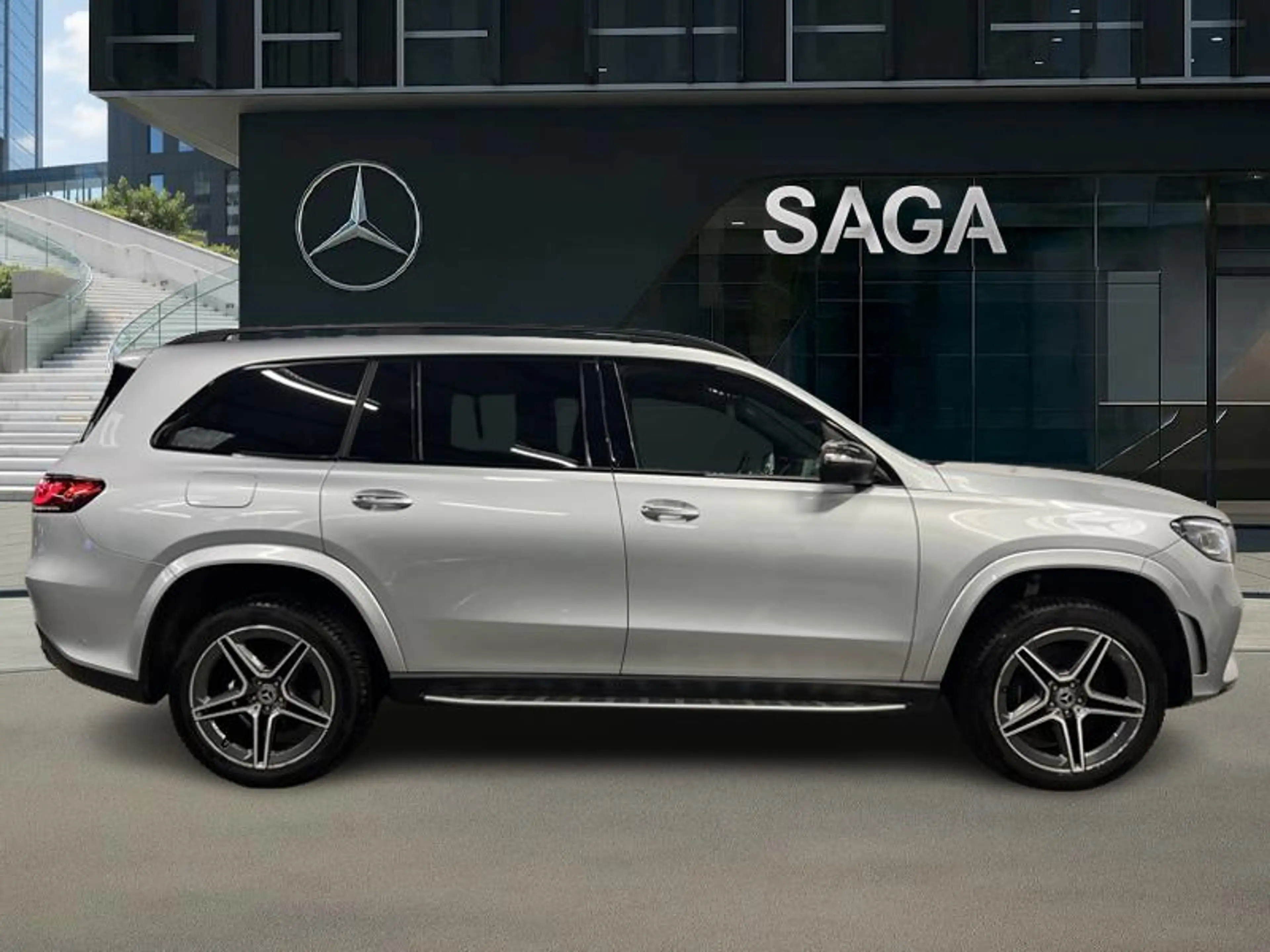 Mercedes-Benz GLS 450 4MATIC AMG 7 places Attelage Pano — photo 4
