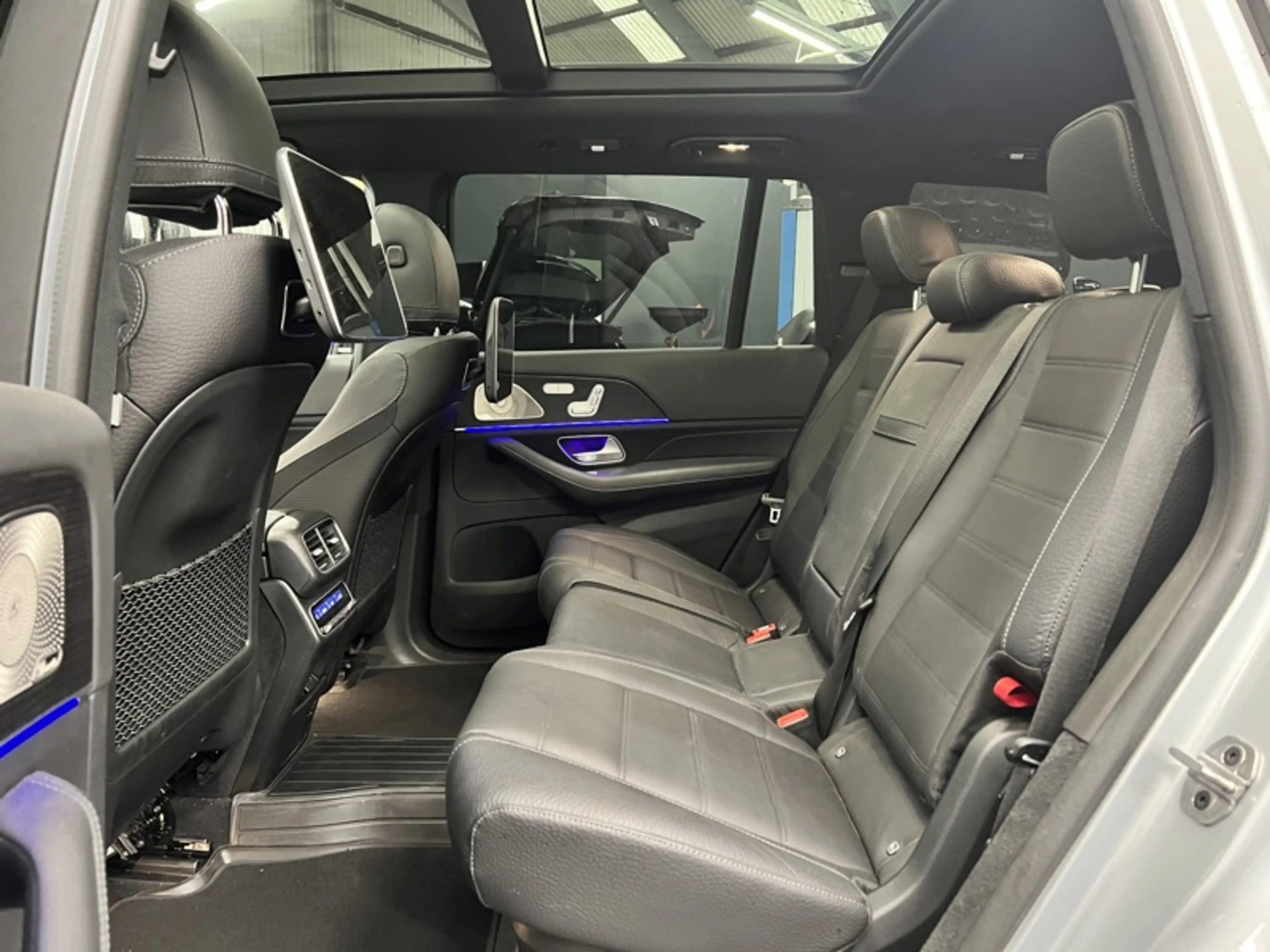 Mercedes-Benz GLS 450 4MATIC AMG 7 places Attelage Pano — photo 9