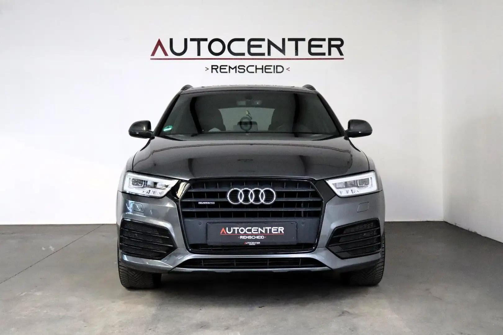 Audi Q3 2,0 TFSI Quattro S-Tronic S-Line Sport Plus Gris - 2