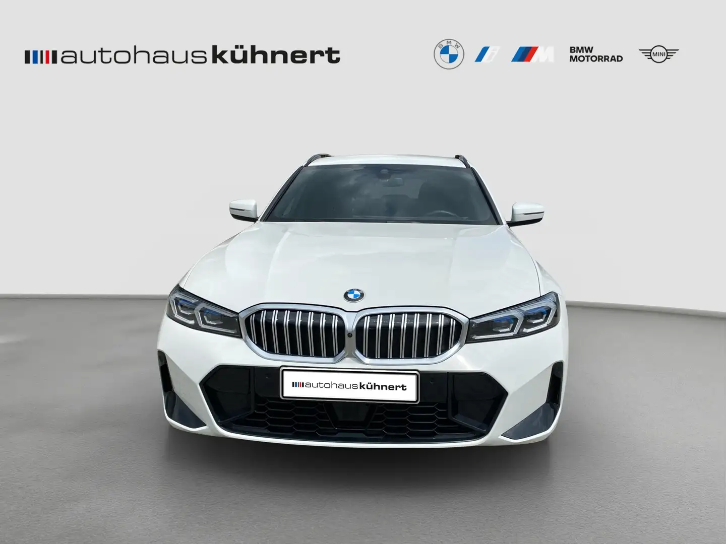 BMW 330 i xDrive Touring ///M-Sport SpurAss ACC 8-fach Weiß - 2