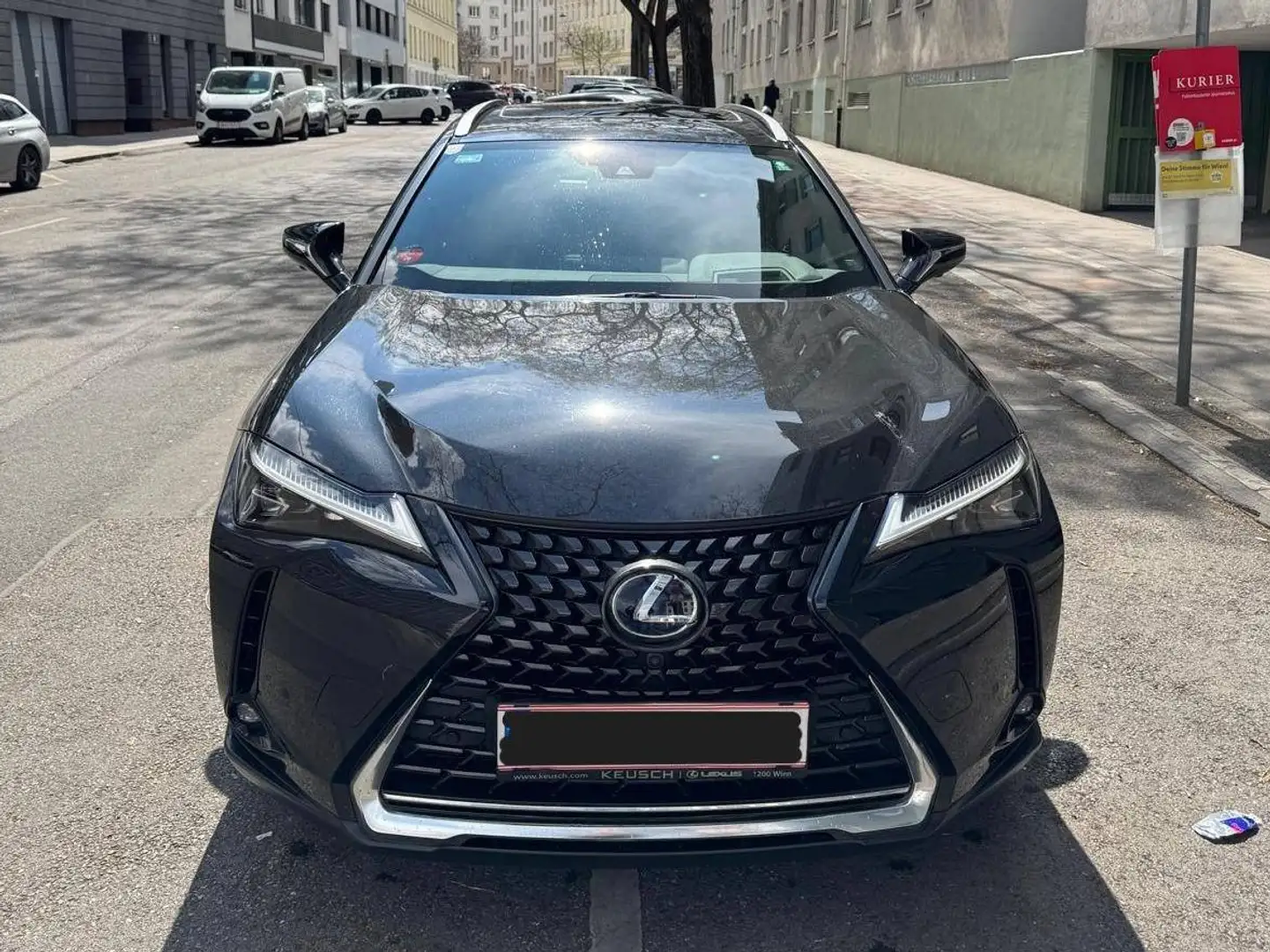 Lexus UX 250h UX 250h Executive E-four 1,4kWh Aut. Executive Schwarz - 2