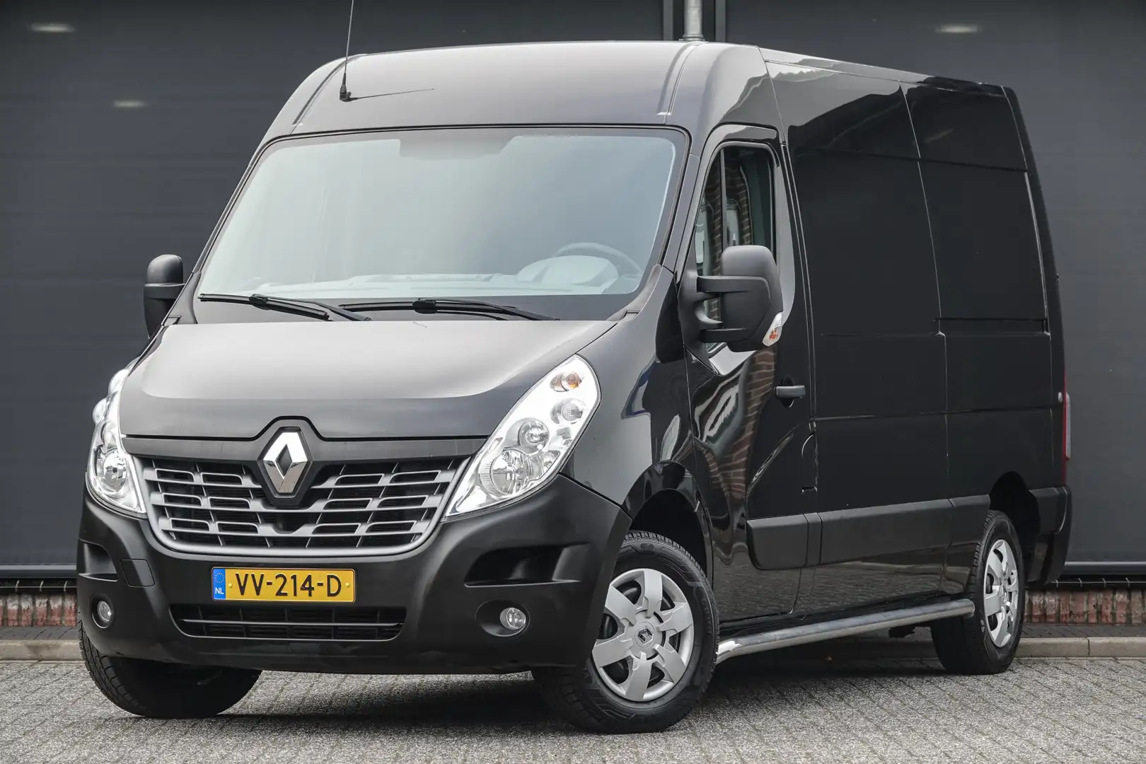 Renault Master T35 | L2H2 | 2.3 dCi 125Pk | Stoel-Bank | Achterui Zwart - 1