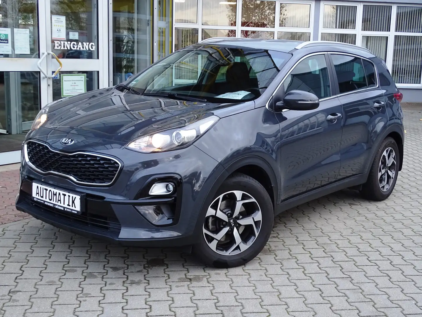 Kia Sportage Vision 2WD Klima-SHZG-NAVI-AHK Gris - 1