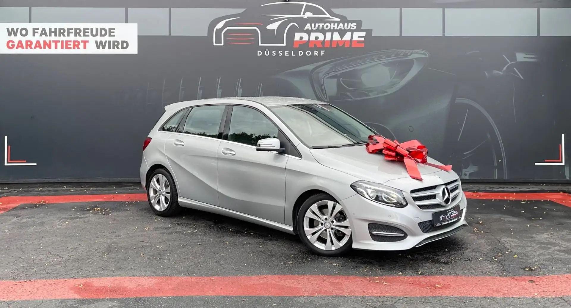 Mercedes-Benz B 180 B -Klasse B 180 Silber - 1
