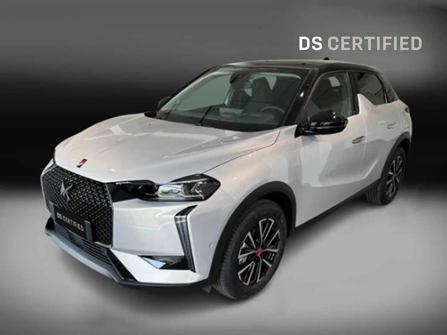 DS Automobiles DS 3 PureTech 130 aut. Performance Line Km Zero Grijs - 1